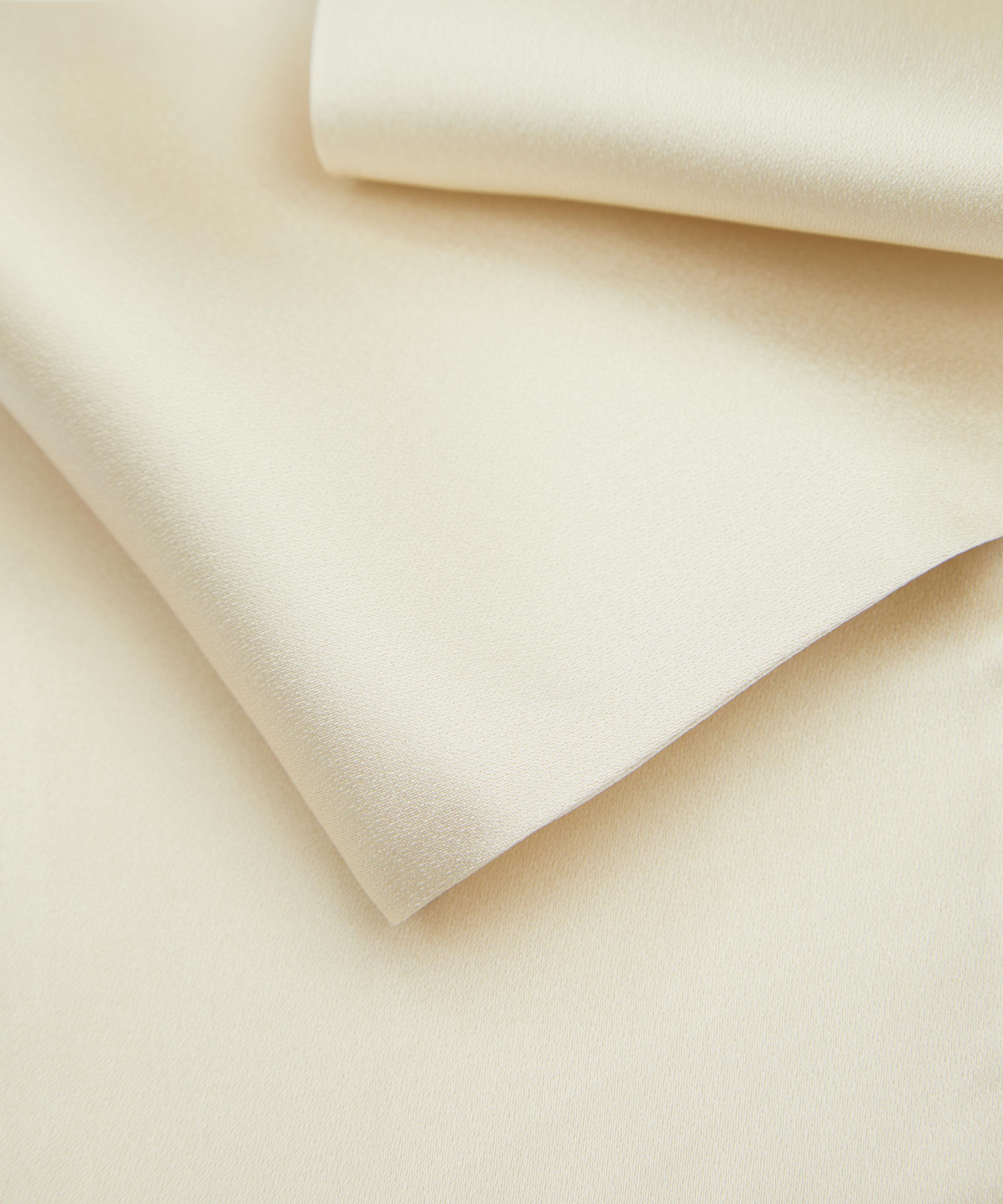 Toteme - White Guipure Lace Fringed Tuxedo Scarf image number 3