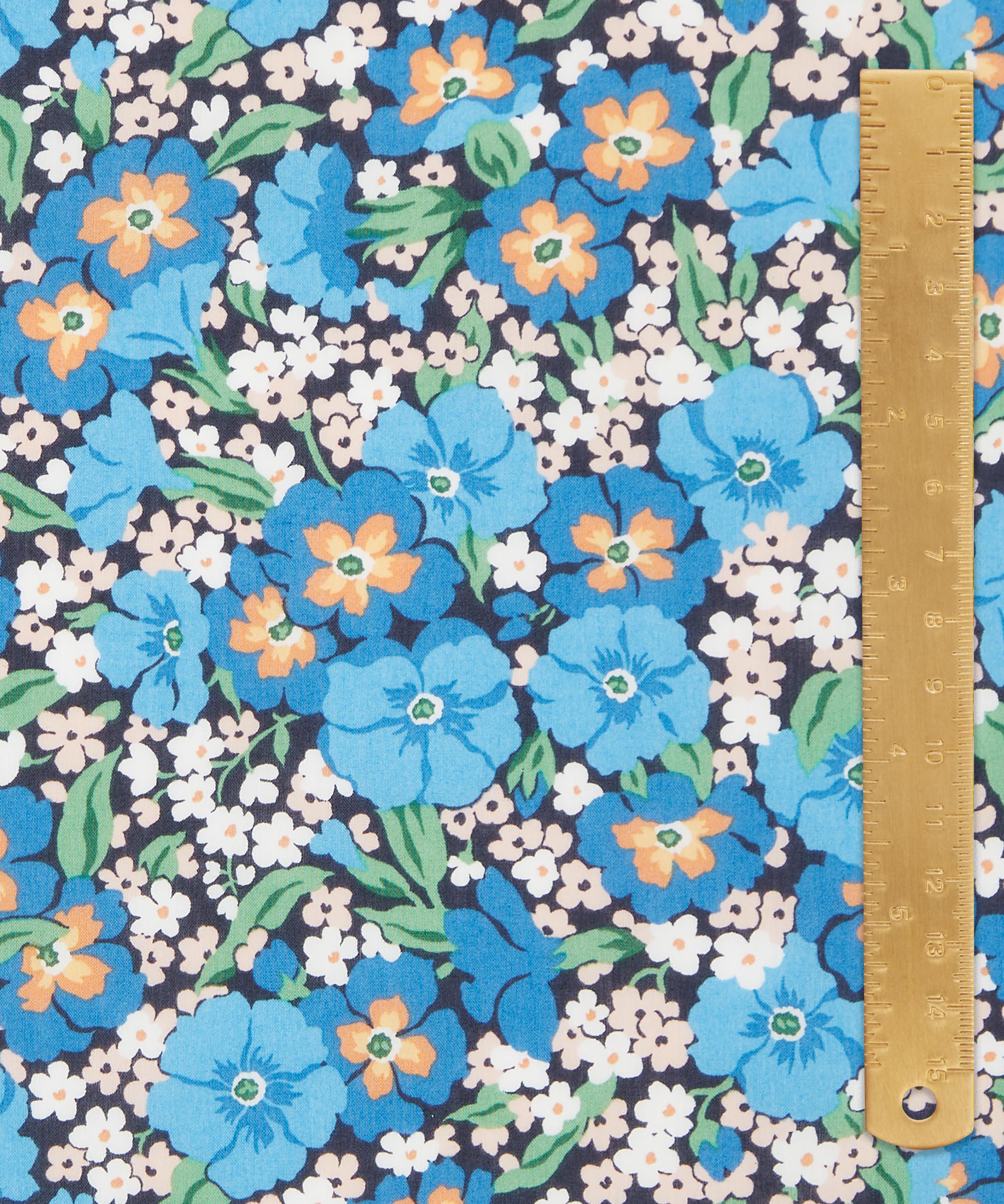 Liberty Fabrics - Gabriella Gisou Tana Lawn&trade; Cotton image number 4