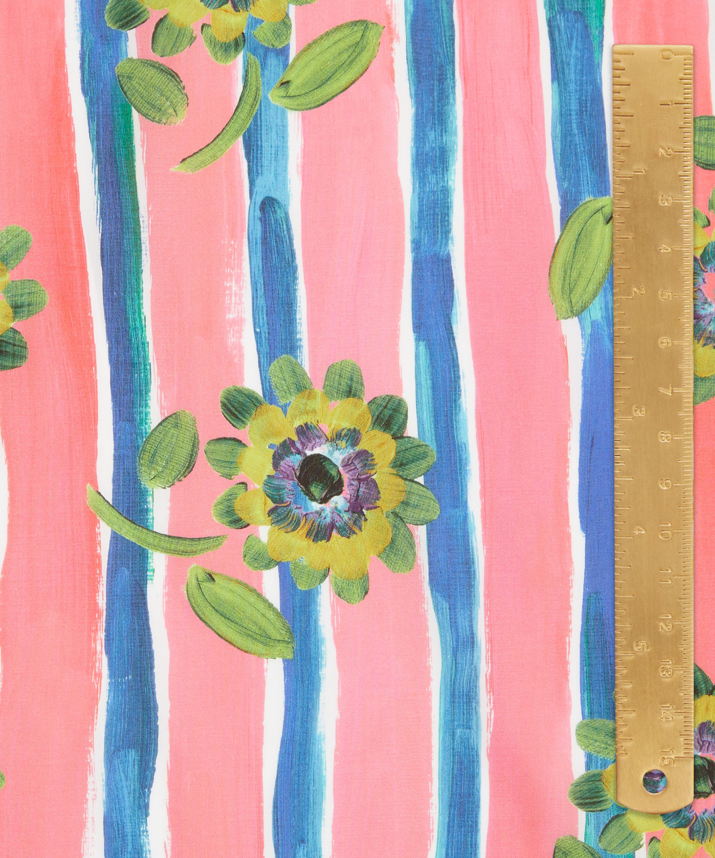 Liberty Fabrics - Beau Tana Lawn™ Cotton image number 4