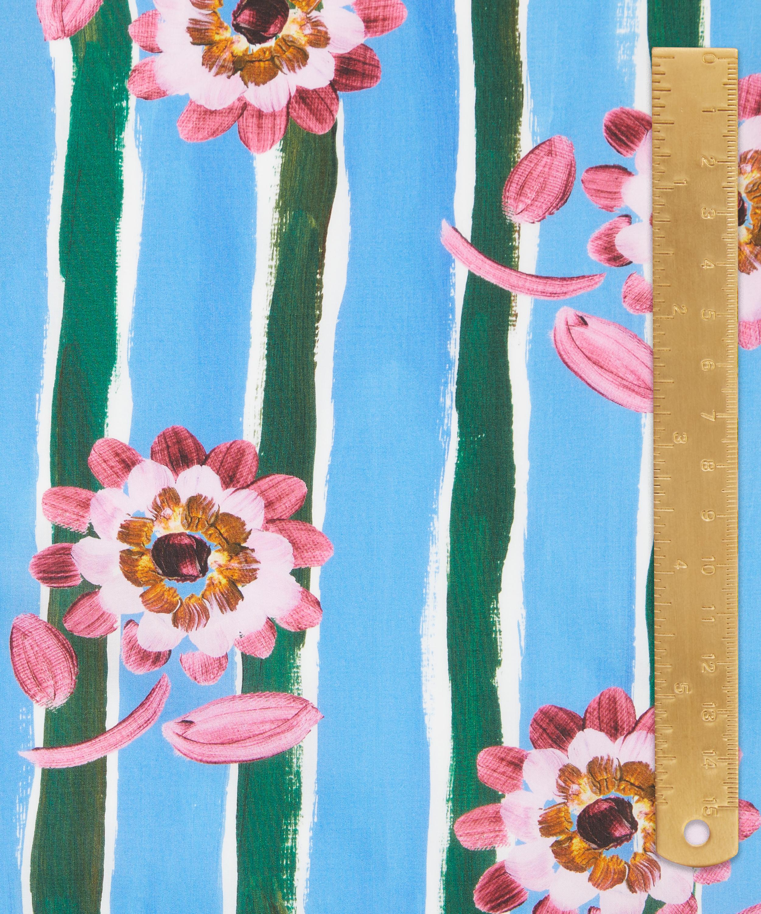 Liberty Fabrics - Beau Tana Lawn™ Cotton image number 4