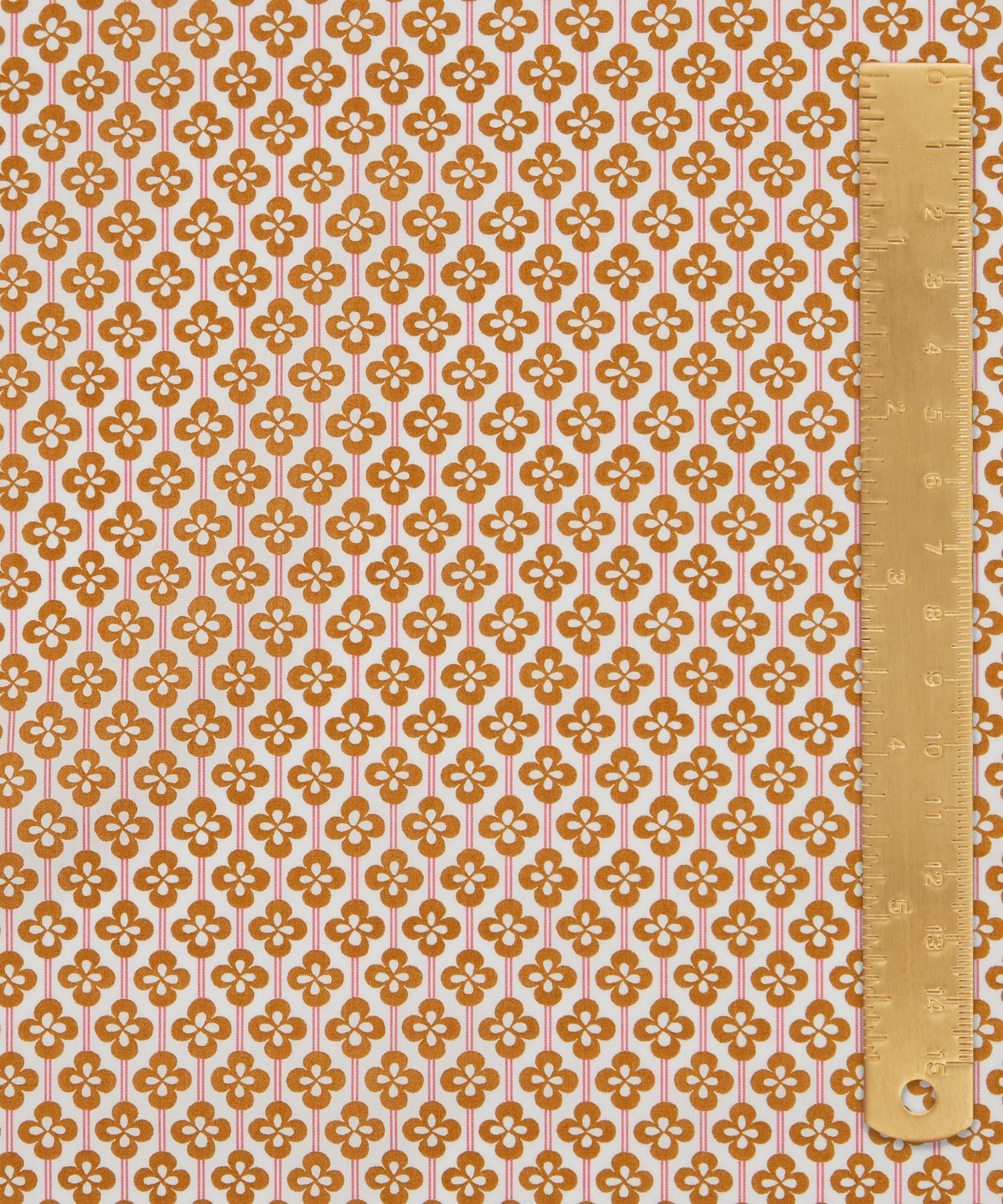 Liberty Fabrics - Clover Fields Tana Lawn&trade; Cotton image number 4