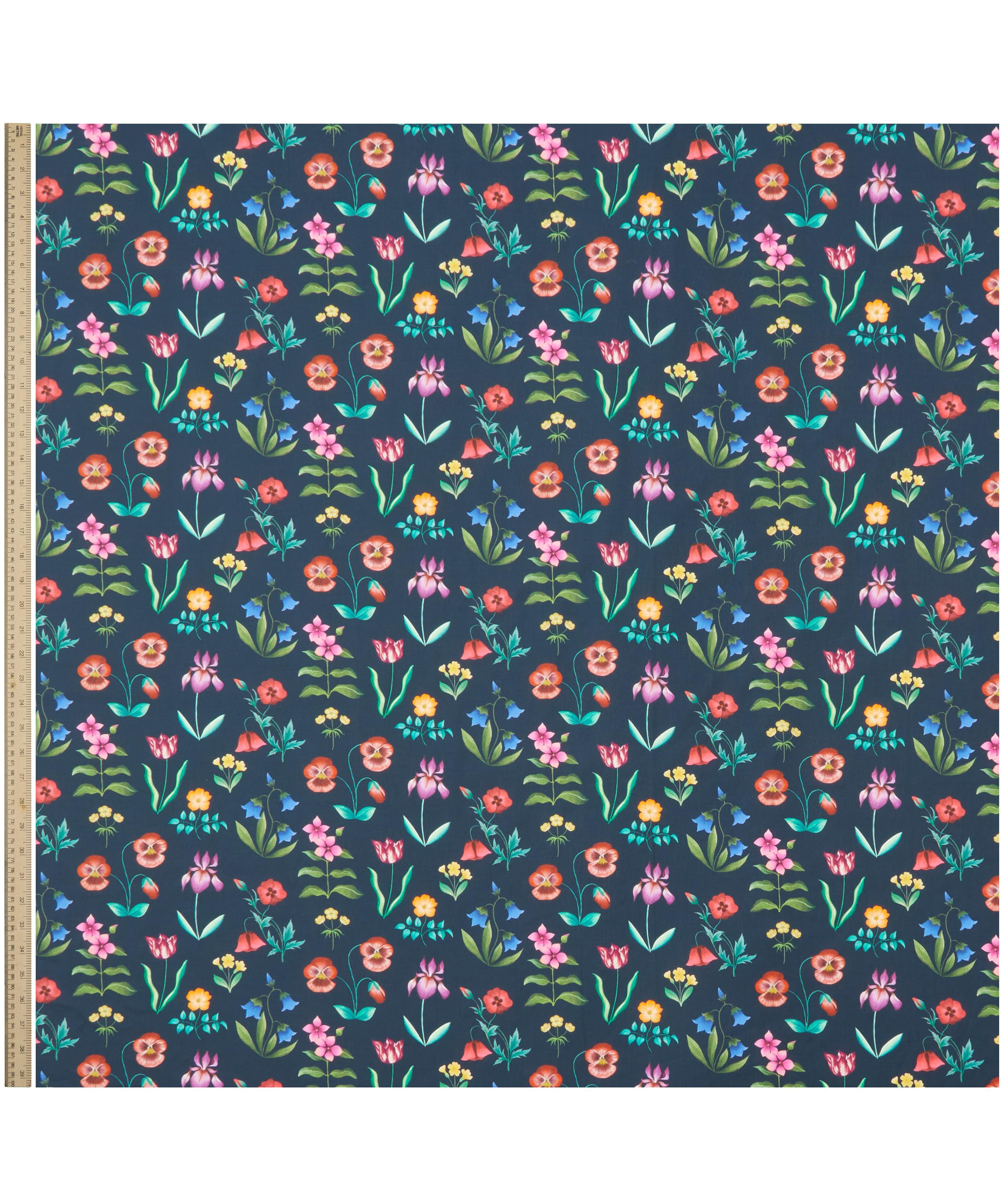 Liberty Fabrics - Floral Majesty Tana Lawn™ Cotton image number 1