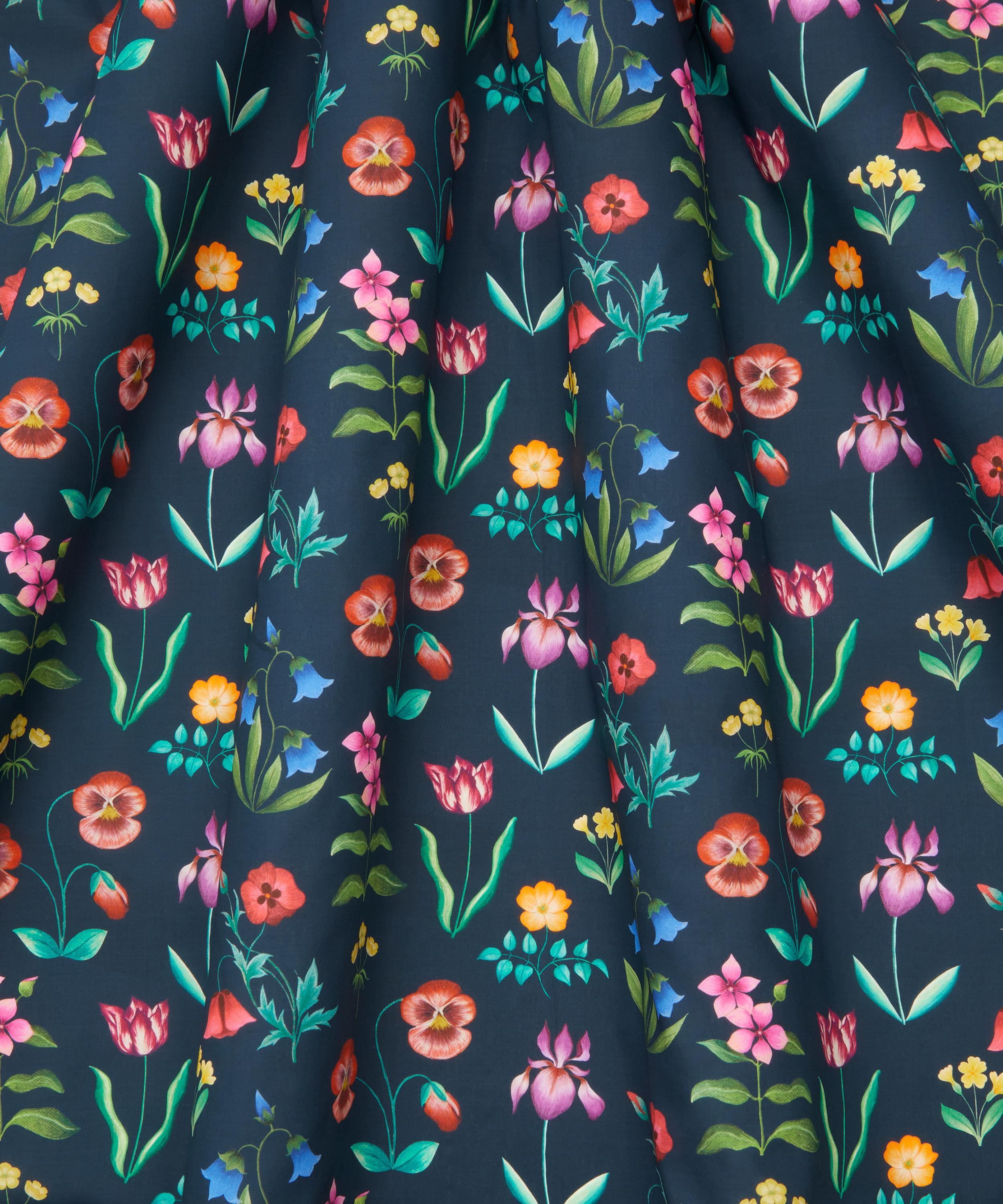 Liberty Fabrics - Floral Majesty Tana Lawn™ Cotton image number 2