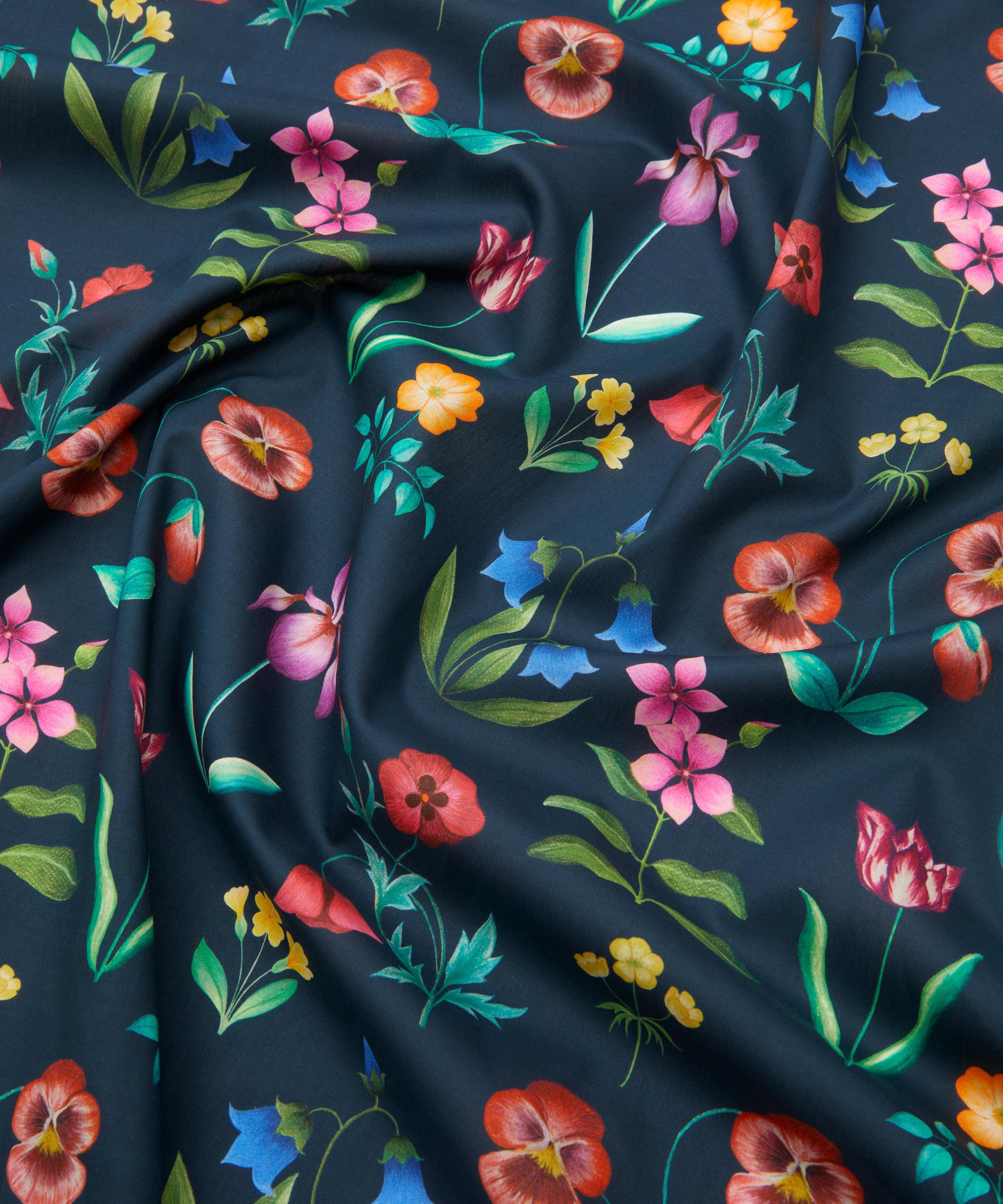 Liberty Fabrics - Floral Majesty Tana Lawn™ Cotton image number 3