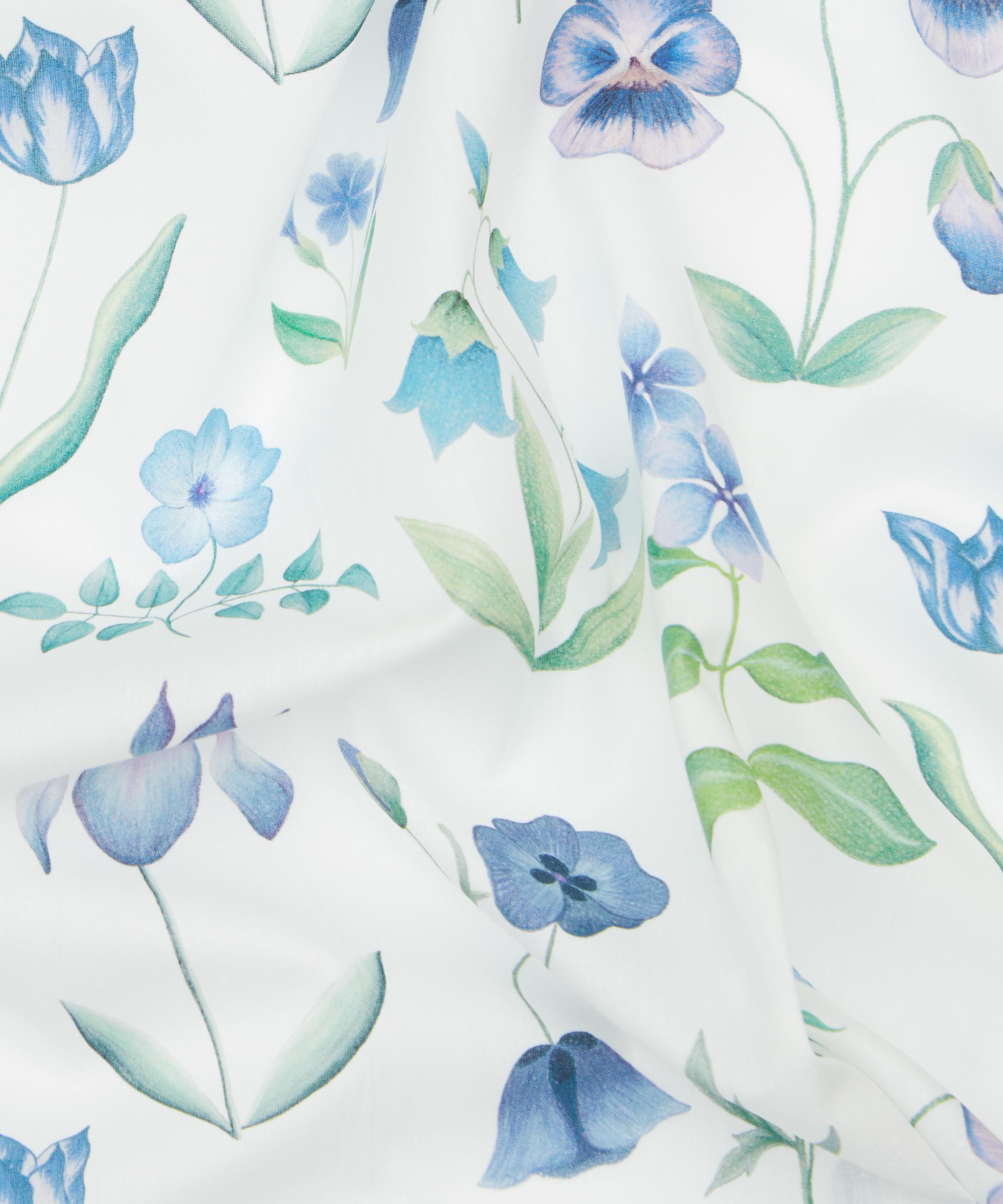 Liberty Fabrics - Floral Majesty Tana Lawn™ Cotton image number 3