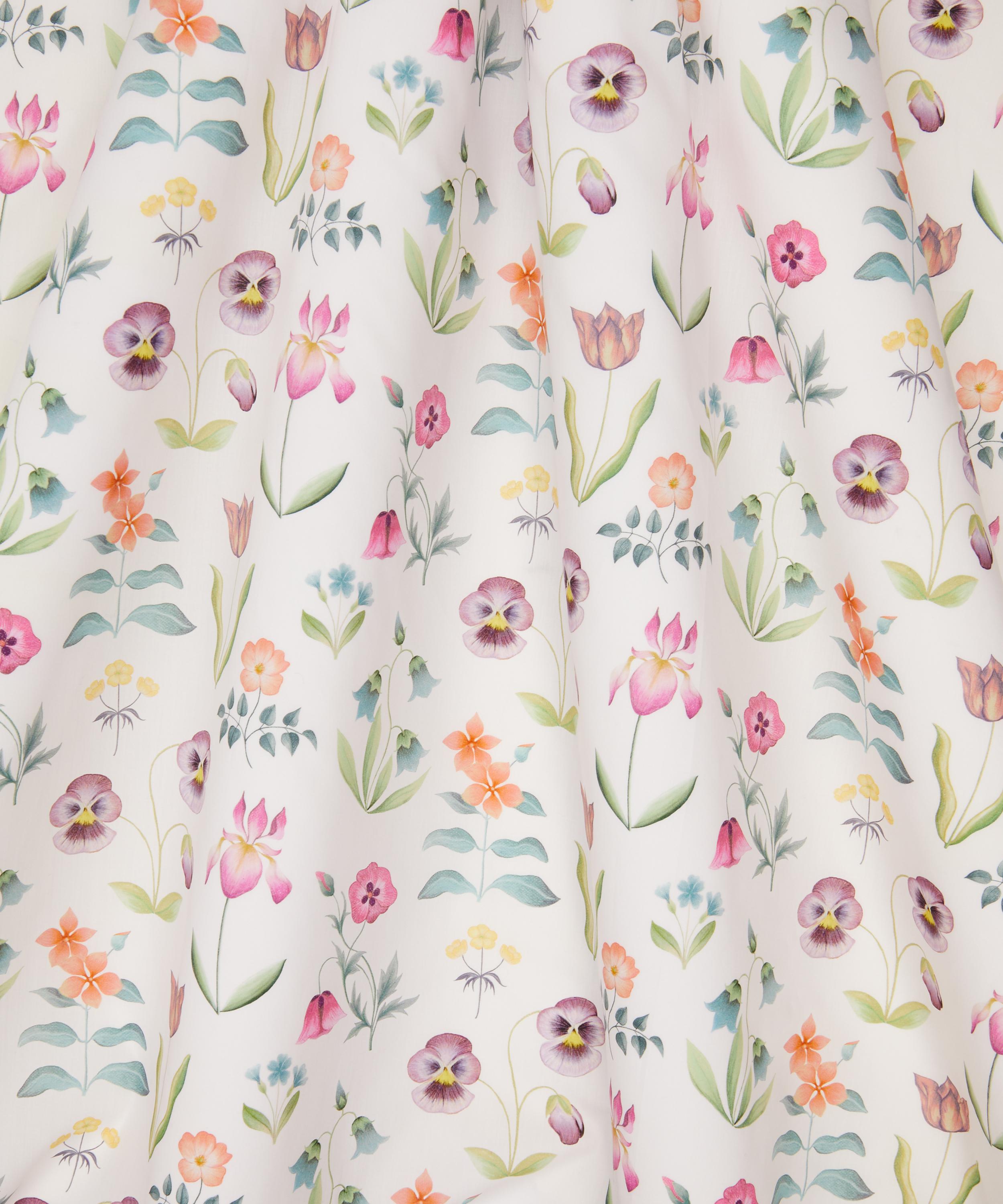 Liberty Fabrics - Floral Majesty Tana Lawn™ Cotton image number 2