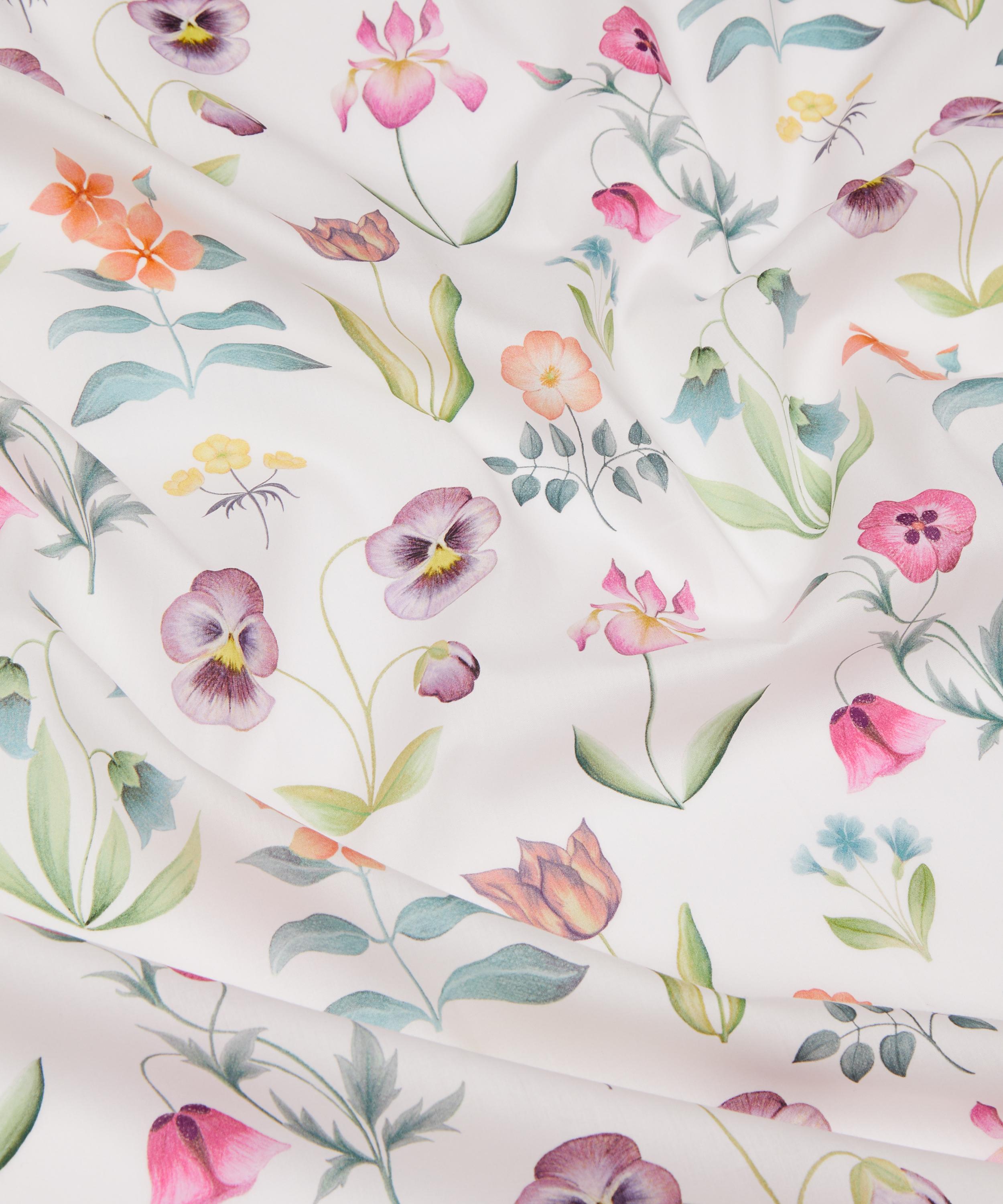 Liberty Fabrics - Floral Majesty Tana Lawn™ Cotton image number 3