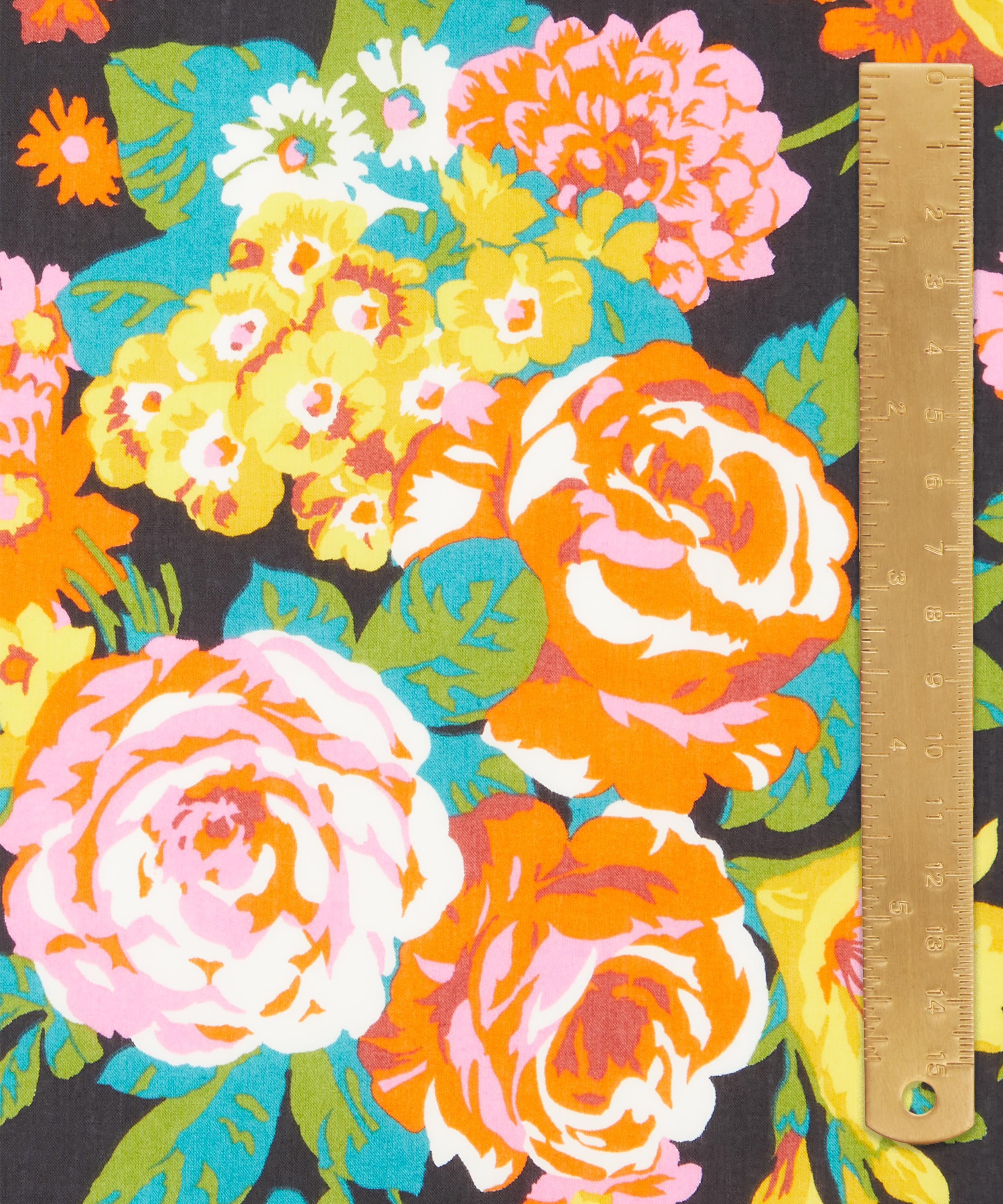 Liberty Fabrics - Flower Crown Tana Lawn™ Cotton image number 4