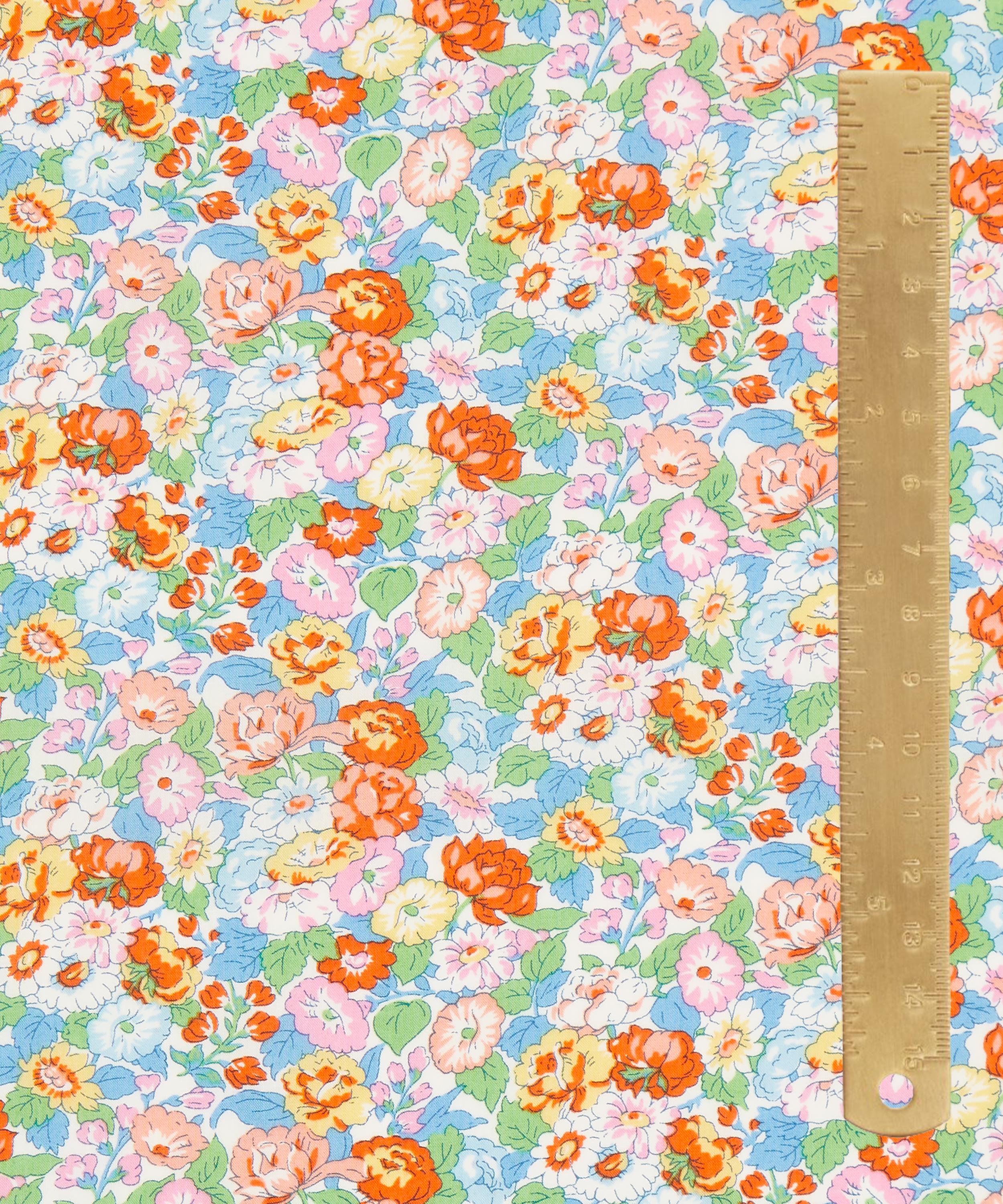 Liberty Fabrics - Leontyne Dream Tana Lawn™ Cotton image number 4