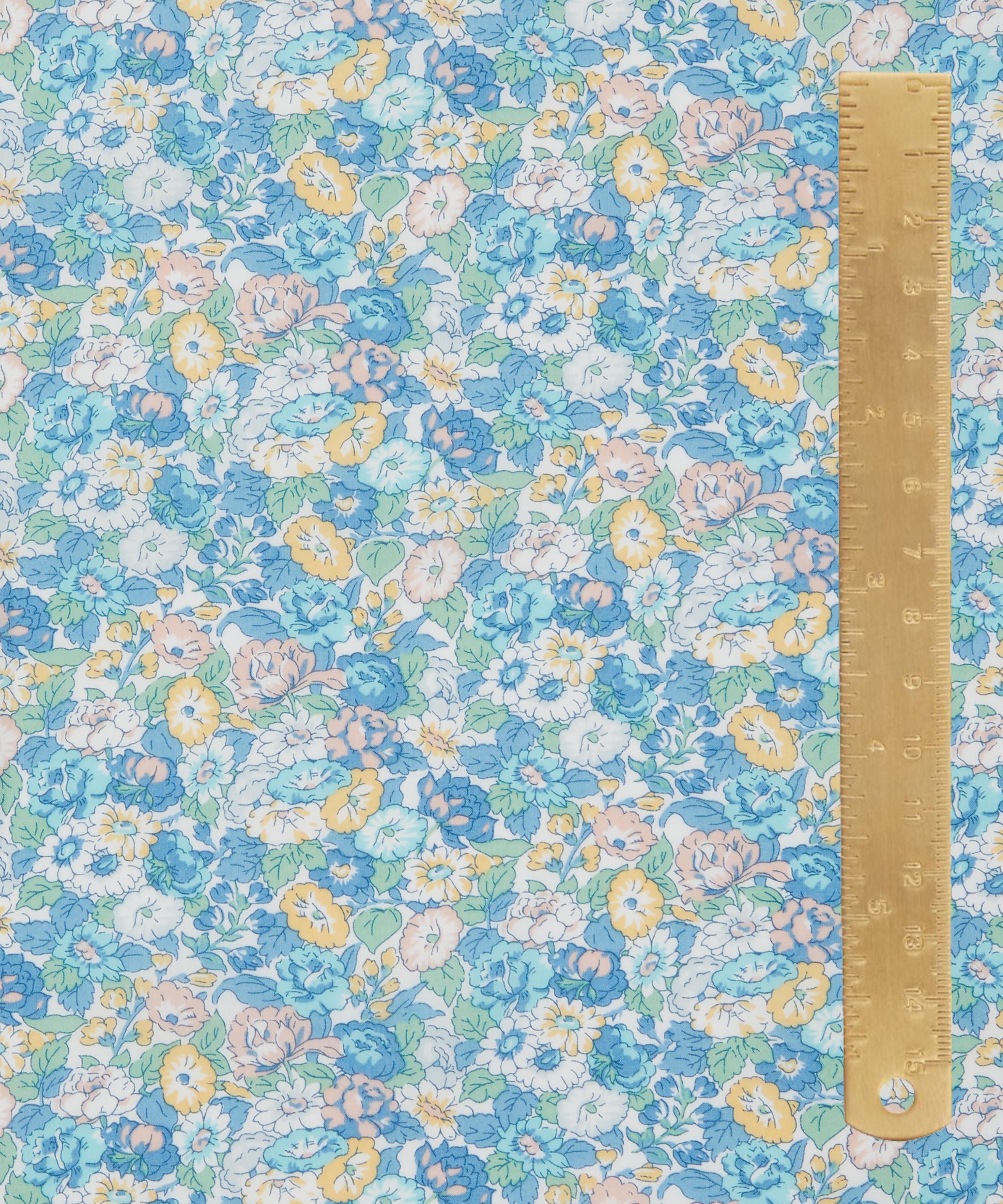 Liberty Fabrics - Leontyne Dream Tana Lawn™ Cotton image number 4