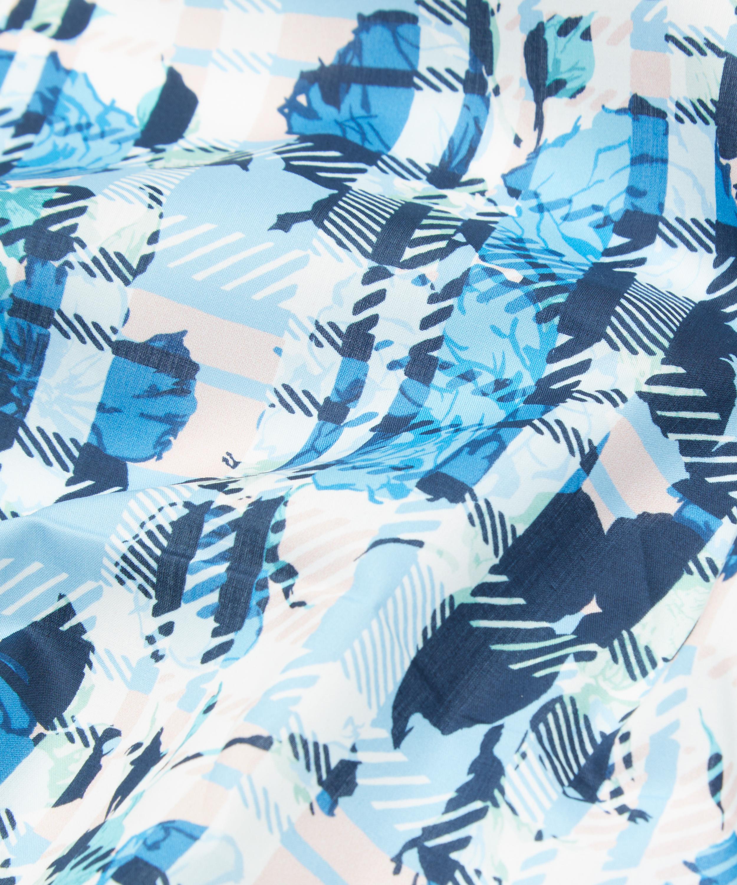 Liberty Fabrics - Carline Rebel Tana Lawn™ Cotton image number 3