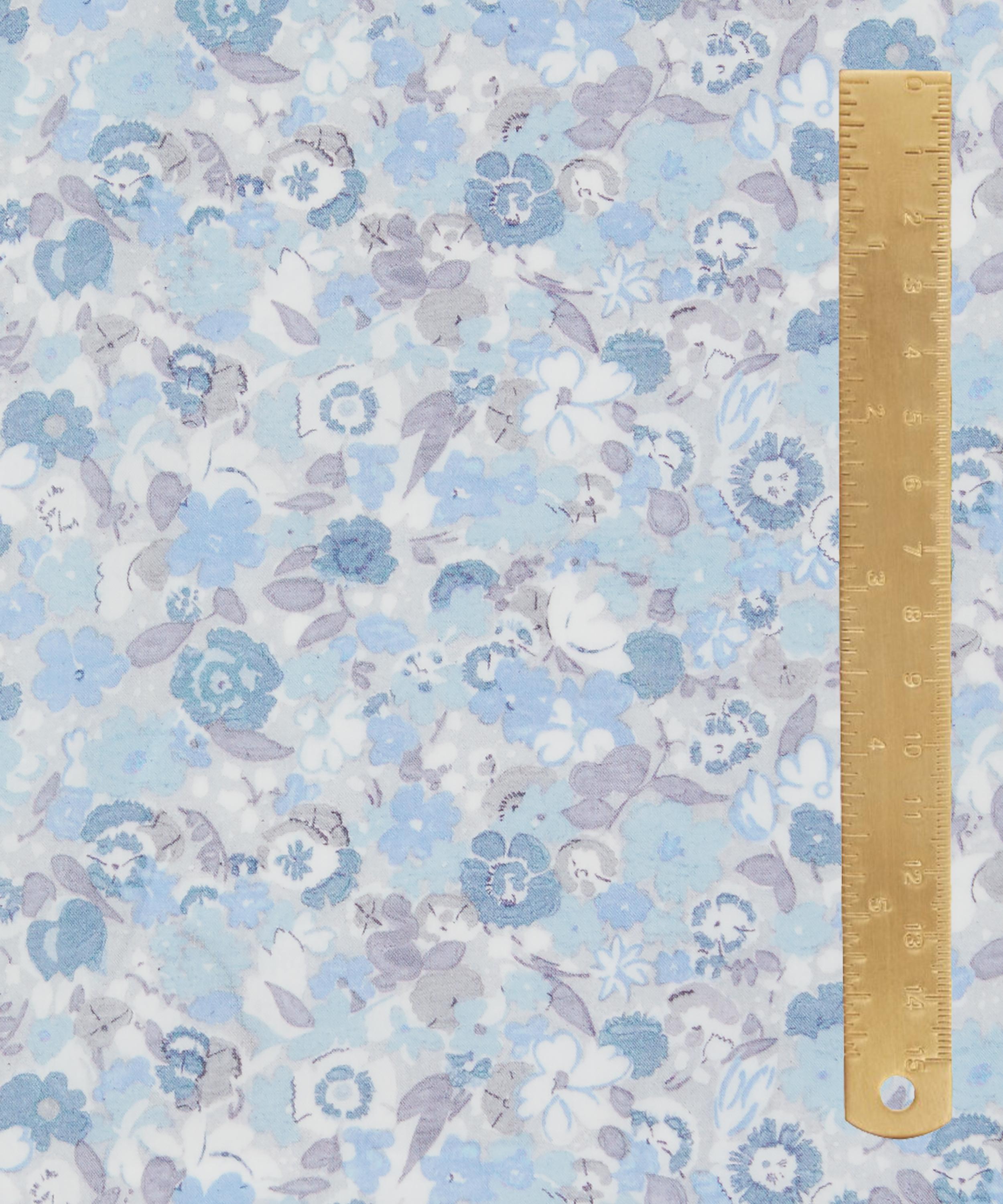 Liberty Fabrics - Georgie Tana Lawn&trade; Cotton image number 4