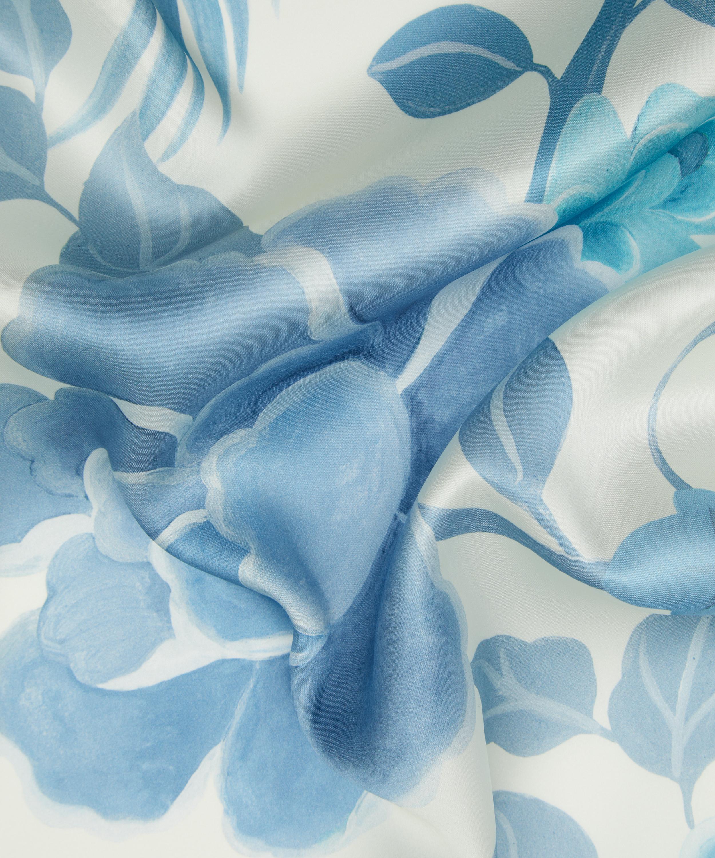 Liberty Fabrics - Tropical Shawl Silk Satin image number 3