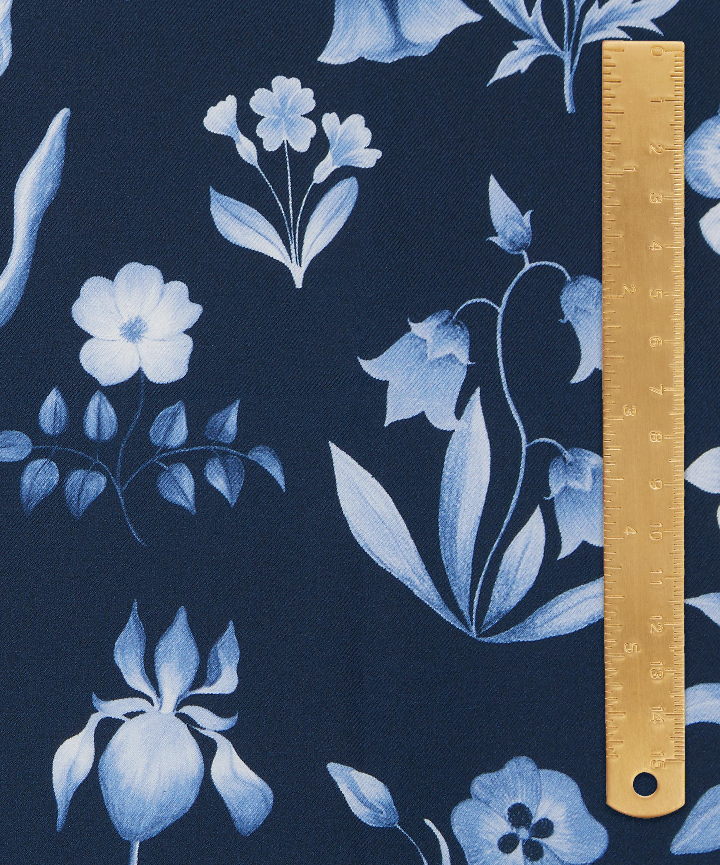 Liberty Fabrics - Floral Majesty Silk Twill image number 4