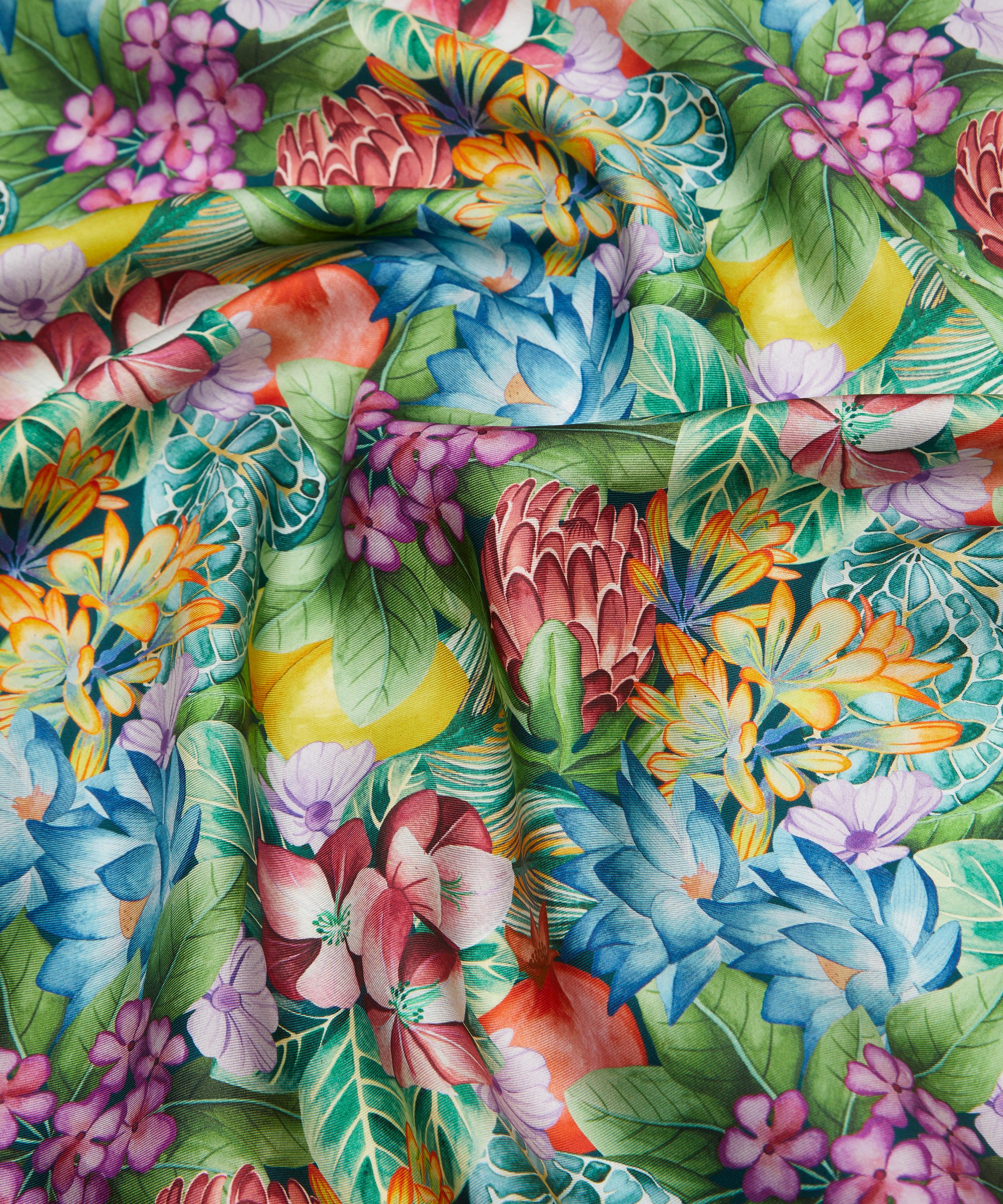 Liberty Fabrics - Poppy and Freddie Silk Twill image number 3