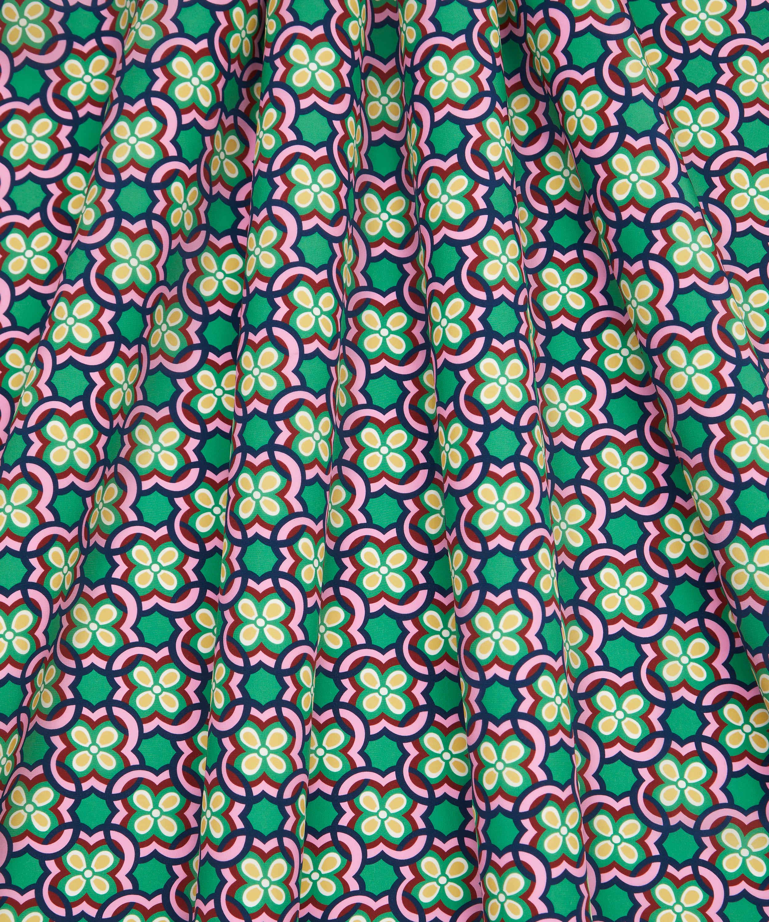 Liberty Fabrics - Daisy Loop Crepe de Chine image number 2