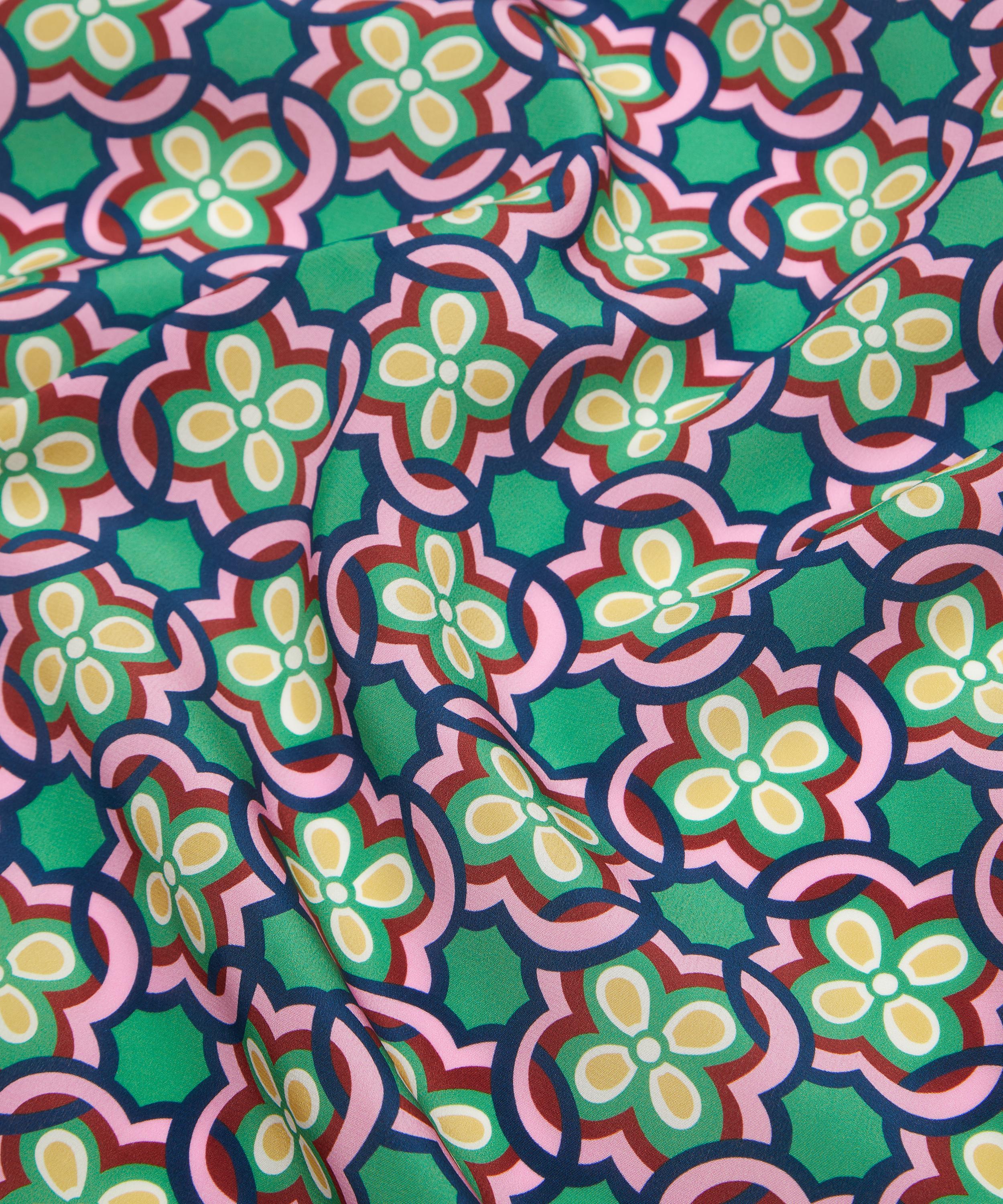 Liberty Fabrics - Daisy Loop Crepe de Chine image number 3