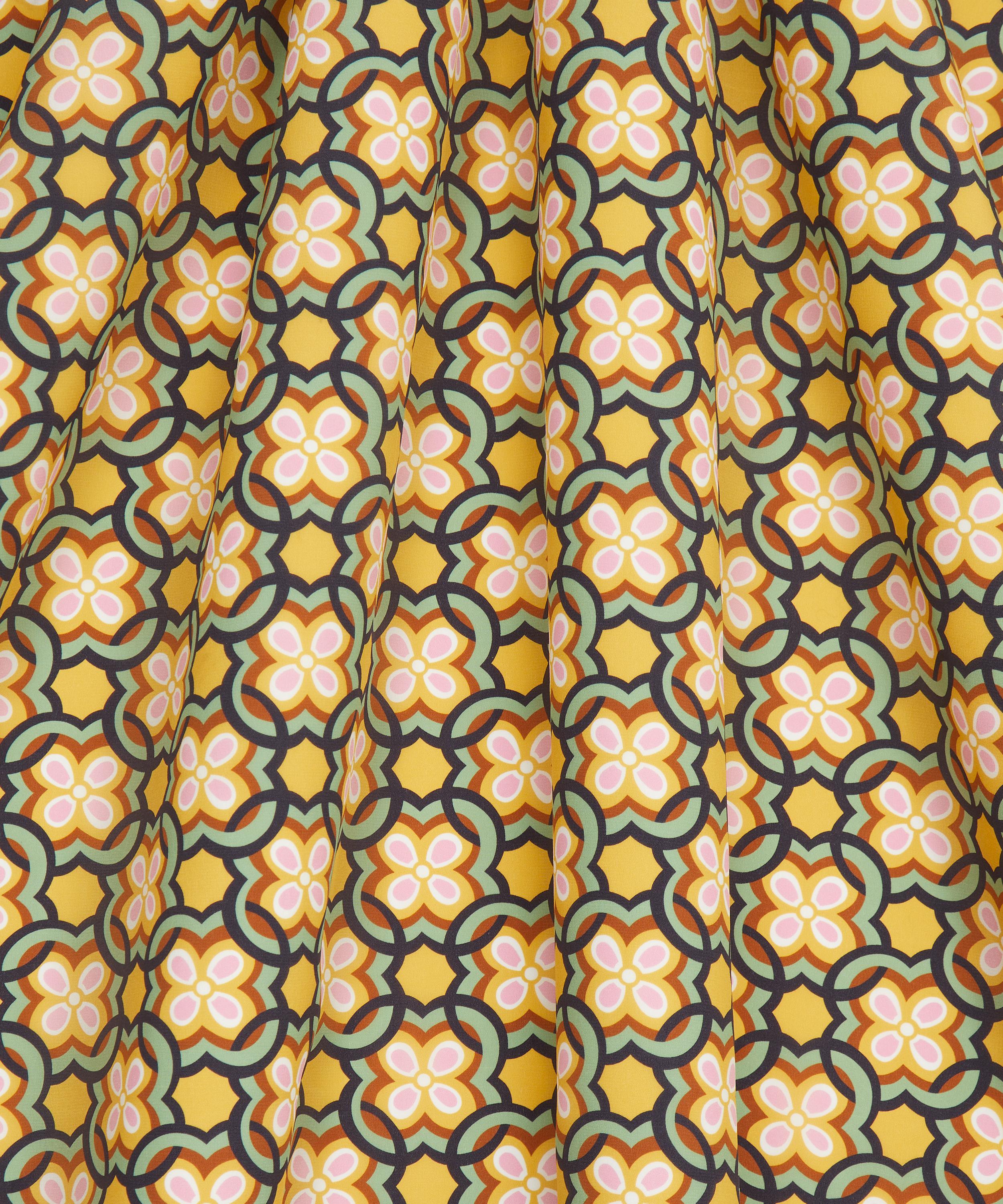 Liberty Fabrics - Daisy Loop Crepe de Chine image number 2