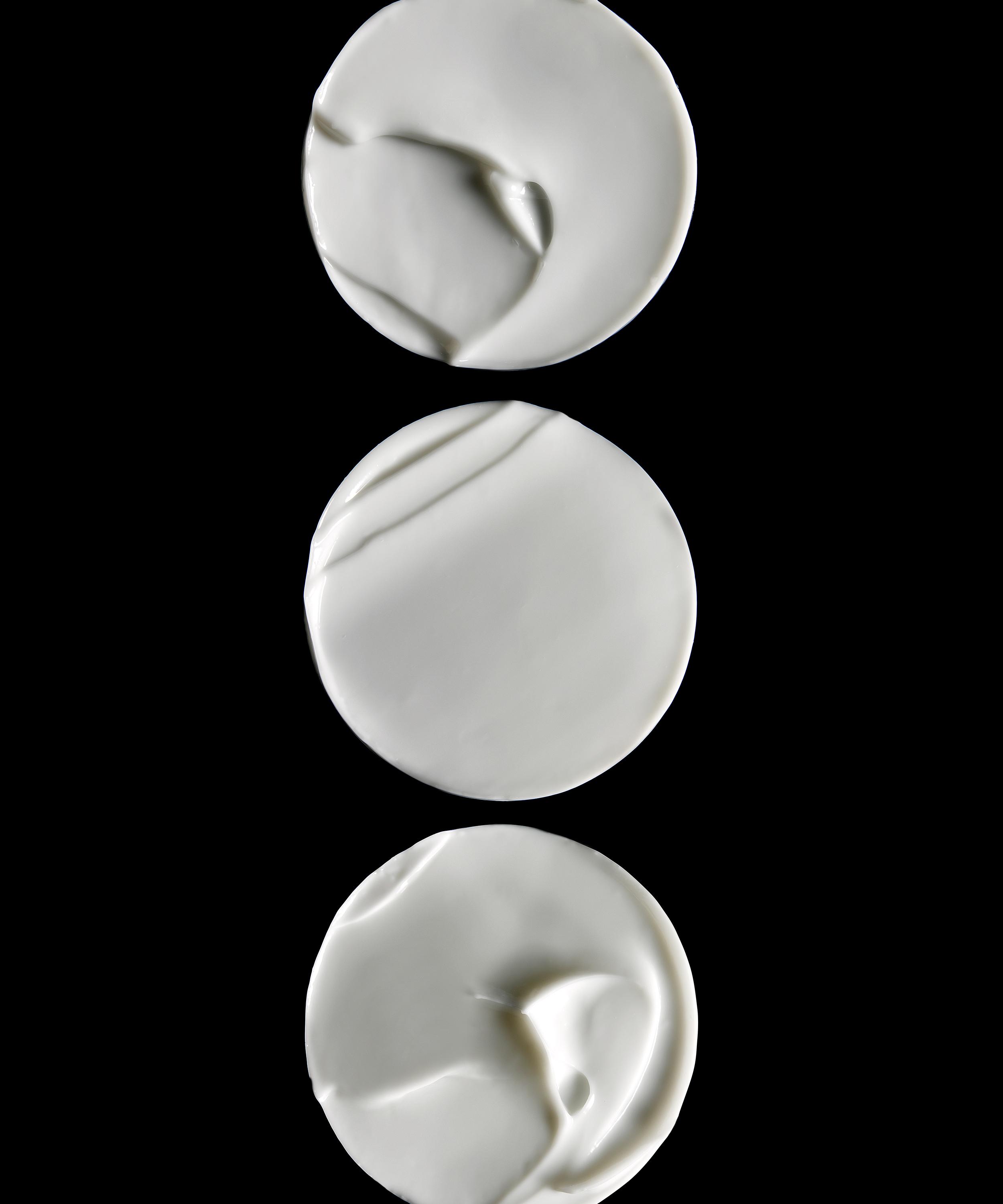 Omorovicza - Body Cream 200ml image number 2