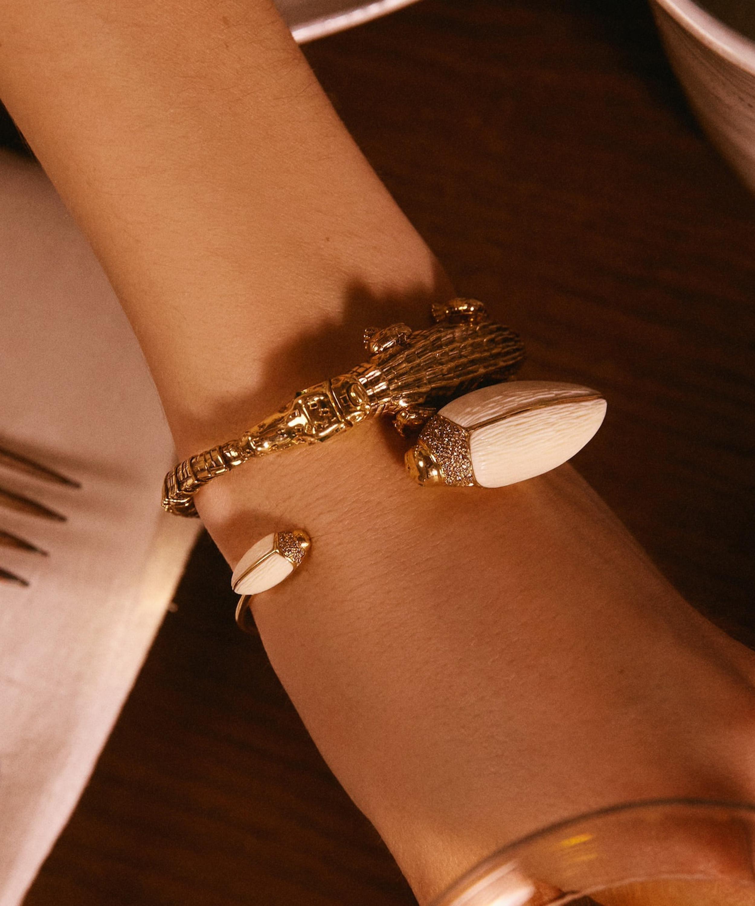Bibi van der Velden - 18ct Gold Scarab Mammoth Bangle Bracelet image number 1