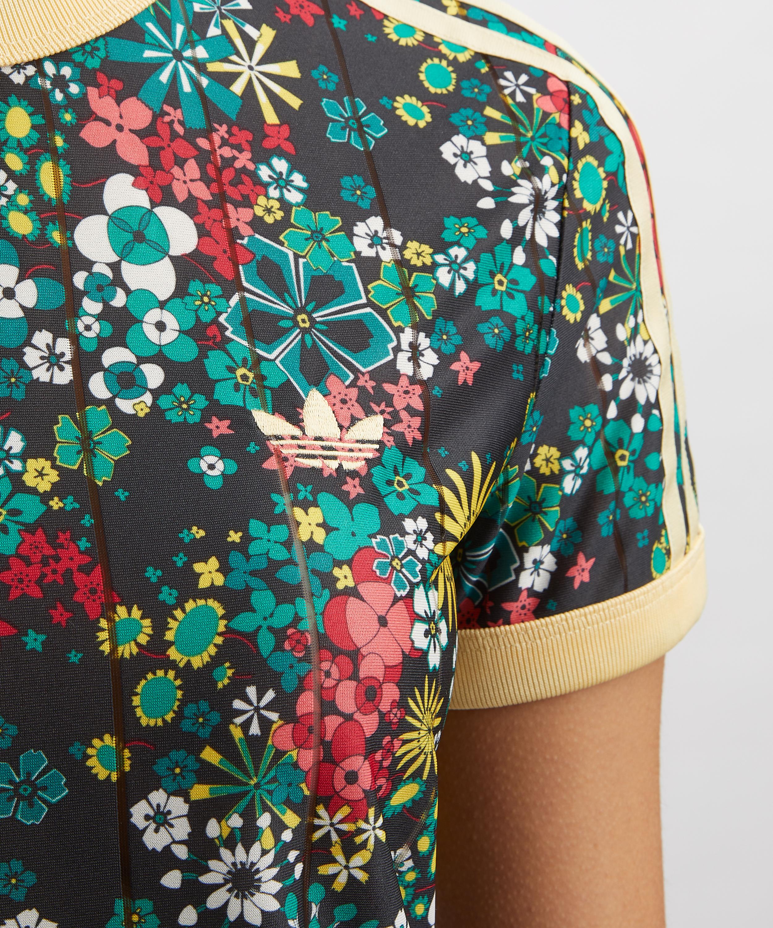 Adidas - x Liberty London 3-Stripes Slim T-Shirt image number 4