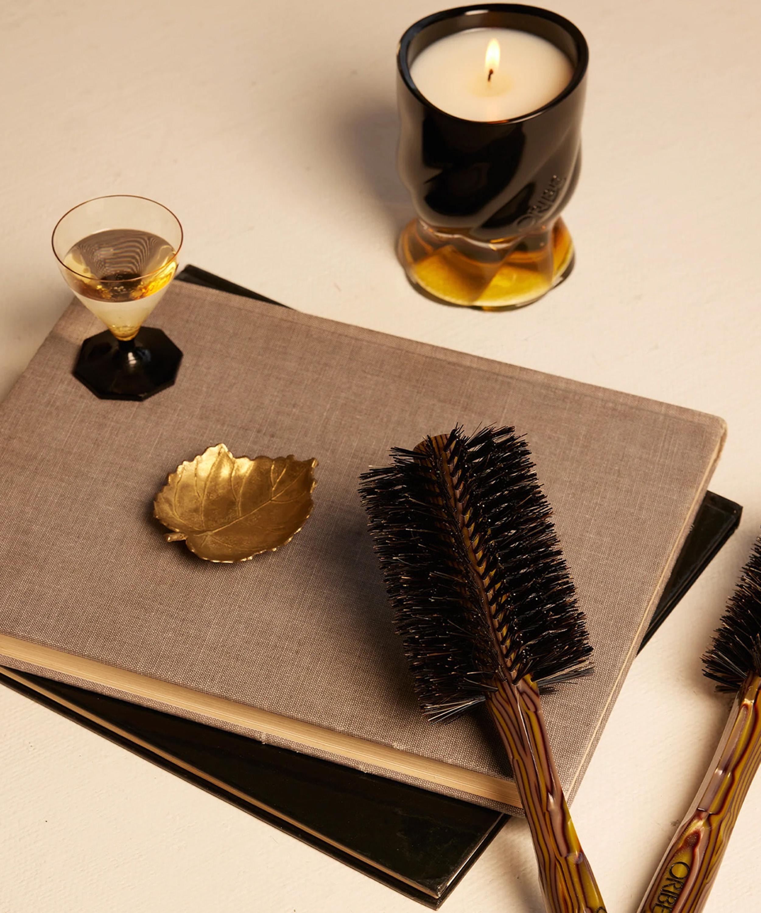 Oribe - Medium Round Hair Brush image number 4