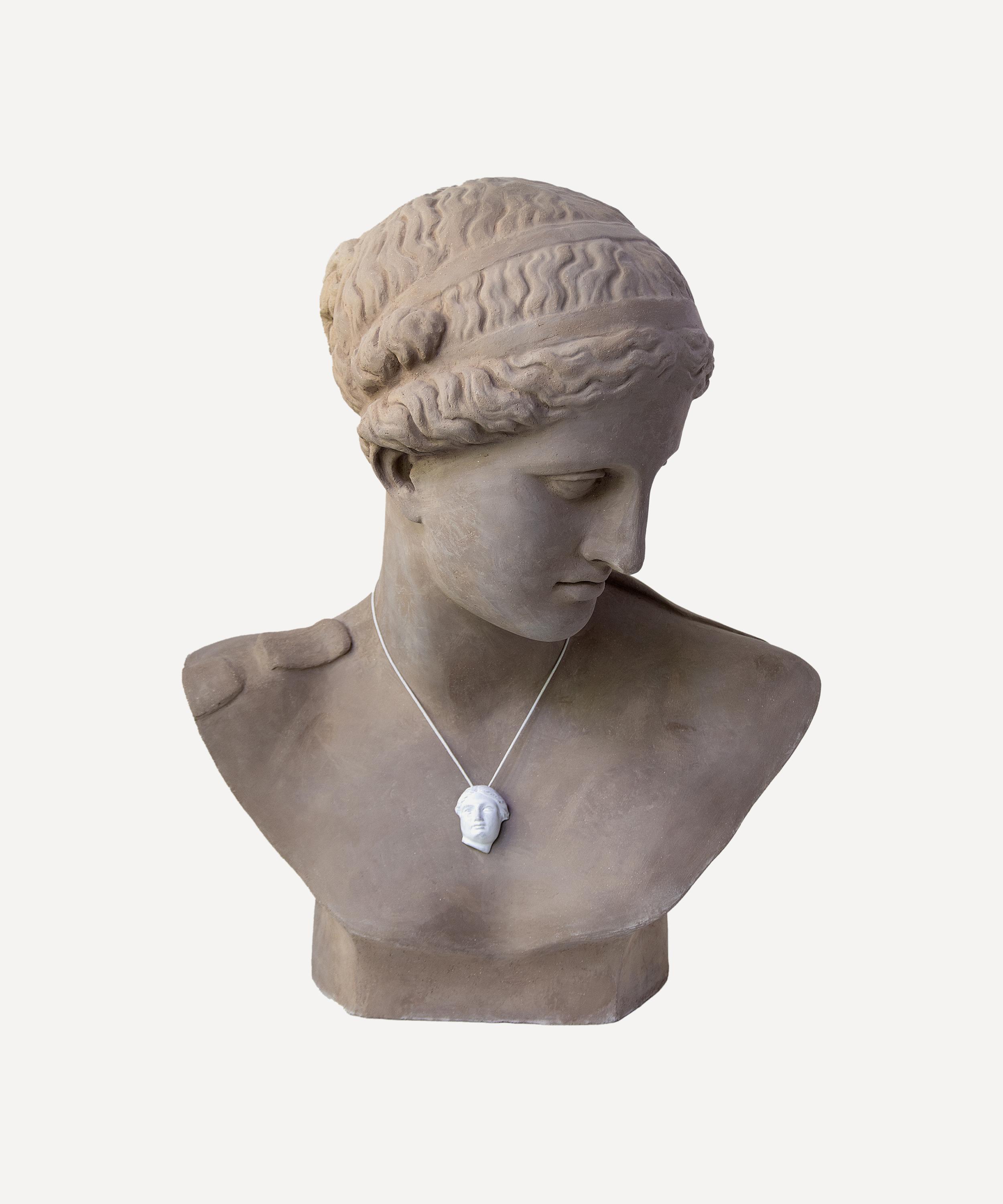 Astier de Villatte - Baigneuse Pendant image number 1