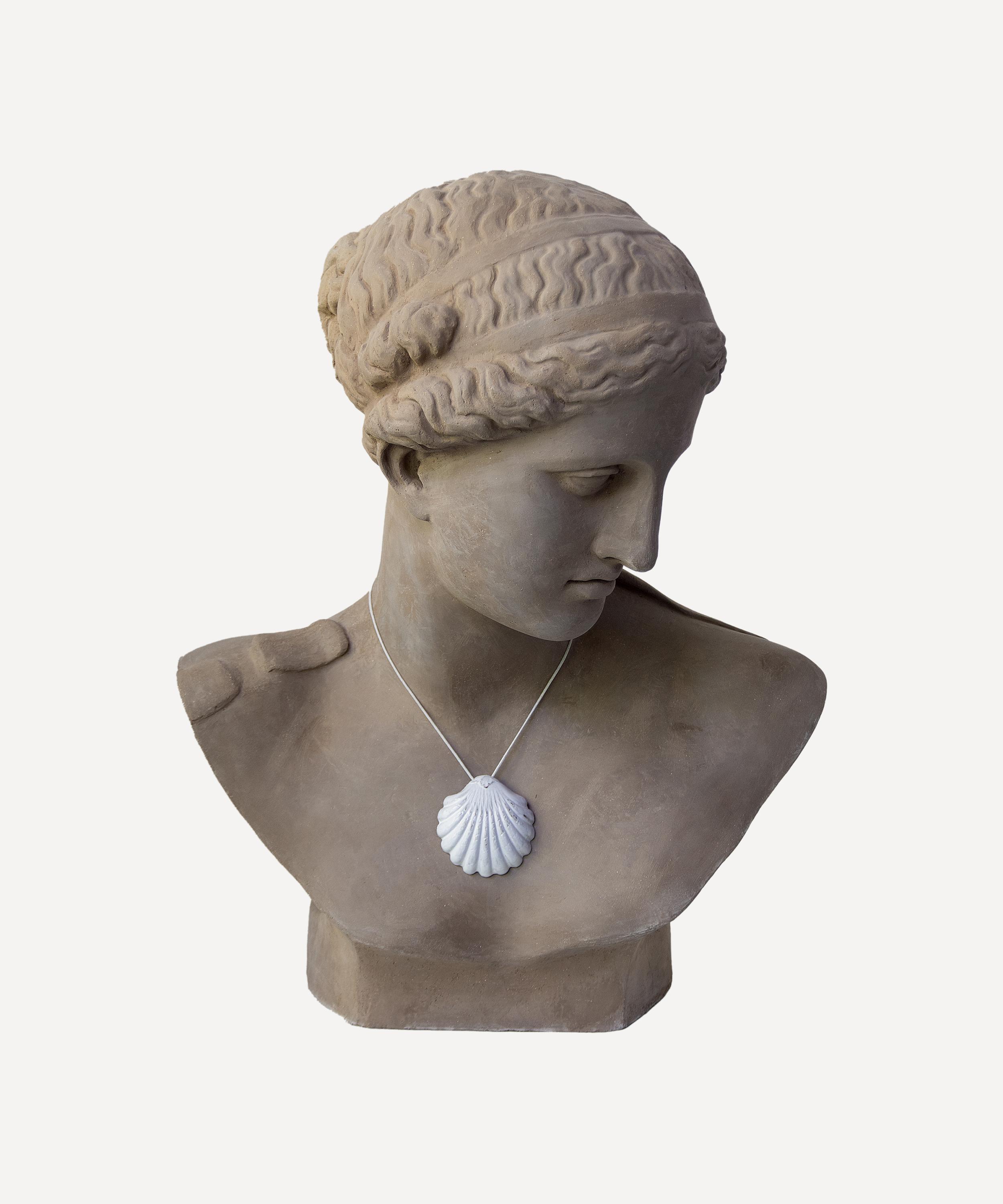Astier de Villatte - Venus Pendant image number 1