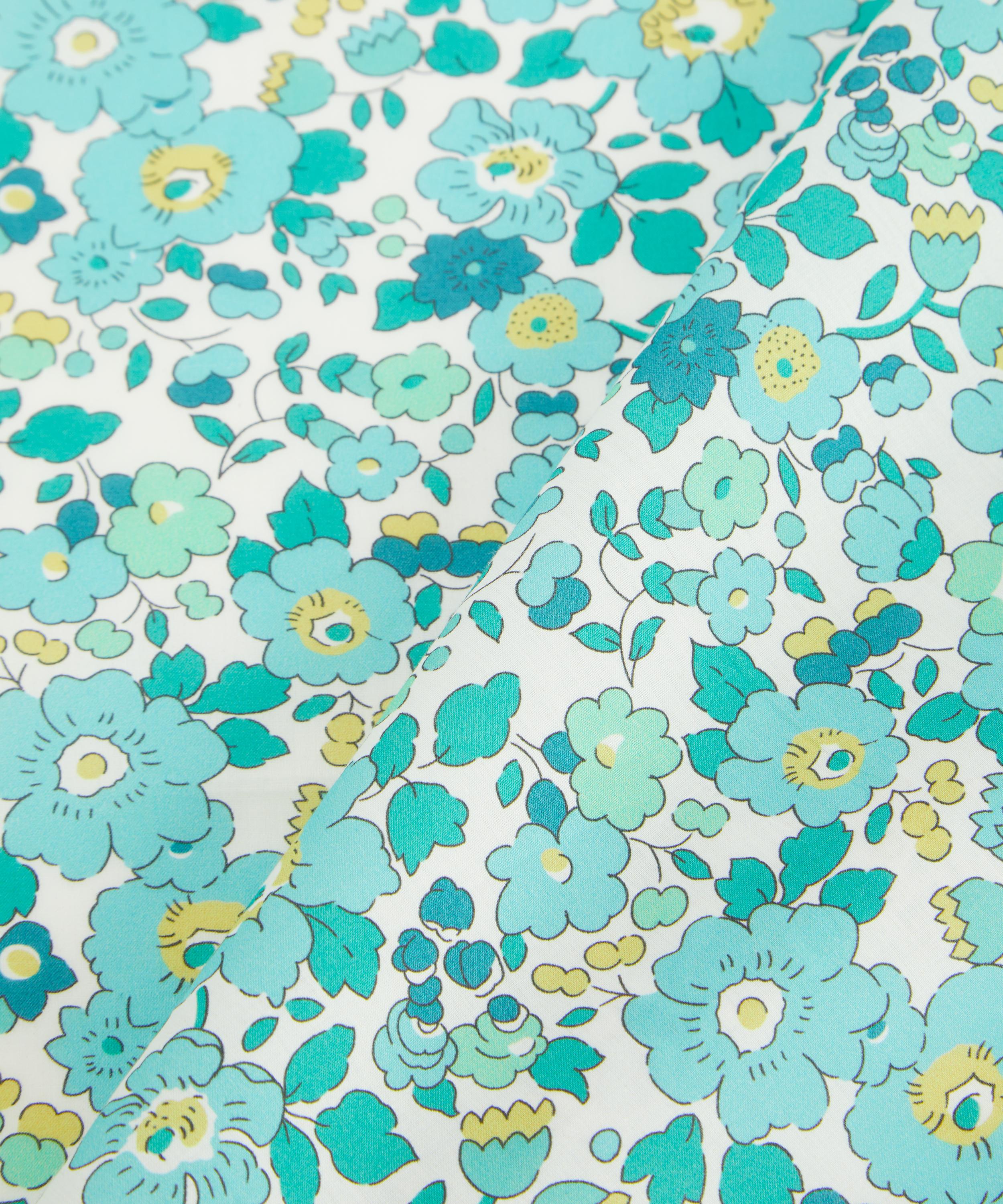 Liberty - Betsy Tana Lawn™ Cotton Napkins Set of Two image number 4