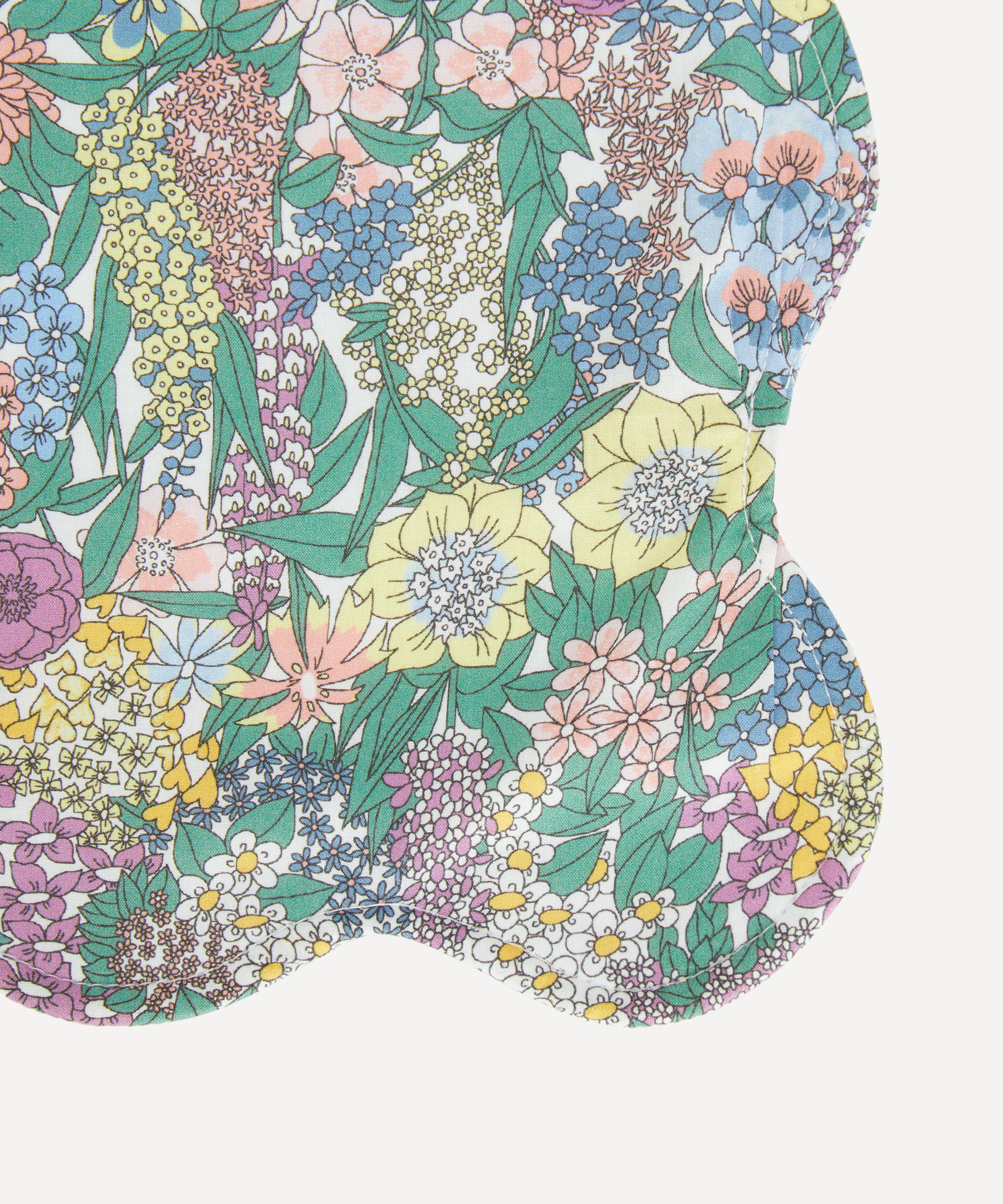 Liberty - Ciara and  Eloise Double-Sided Scallop Placemat image number 2