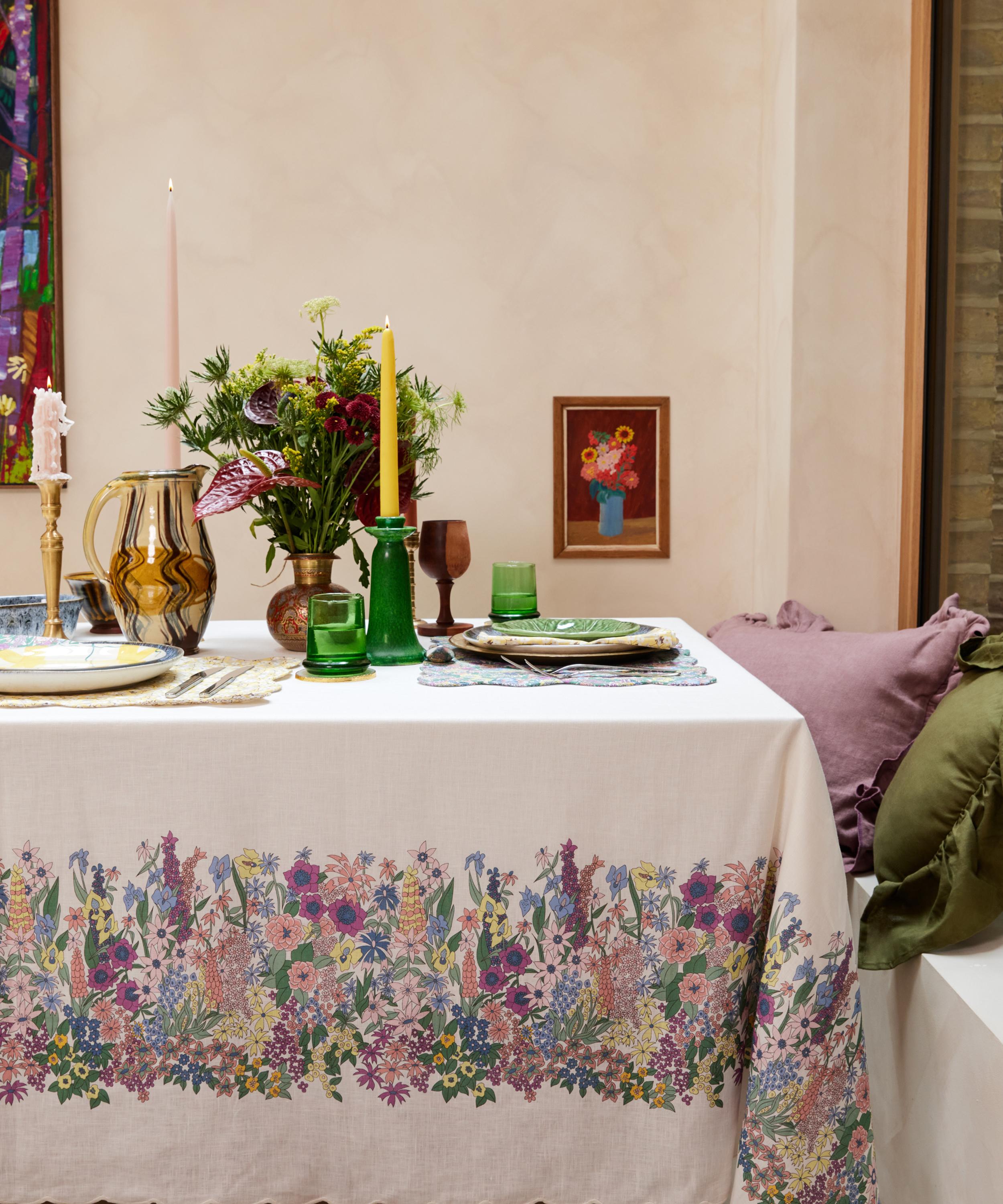 Liberty - Ciara Scalloped Hem 165cm x 250cm Tablecloth image number 1