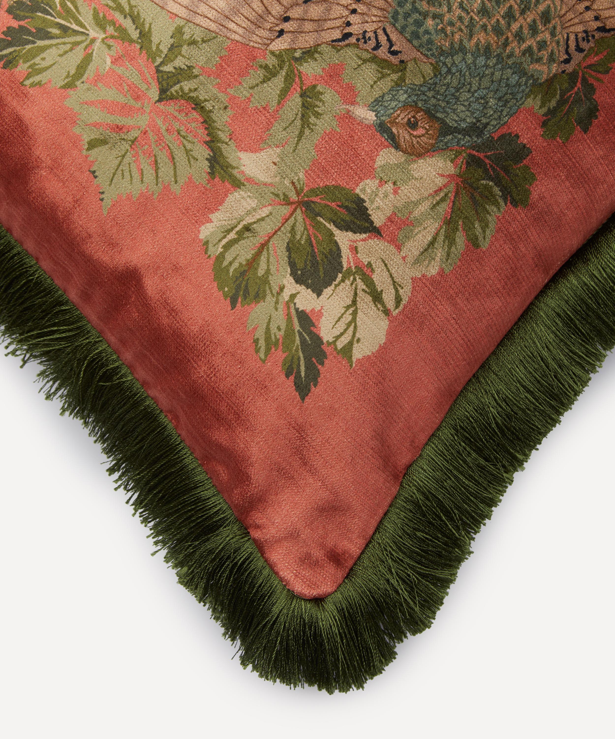 Liberty - Lady Amphora Velvet Cushion image number 2
