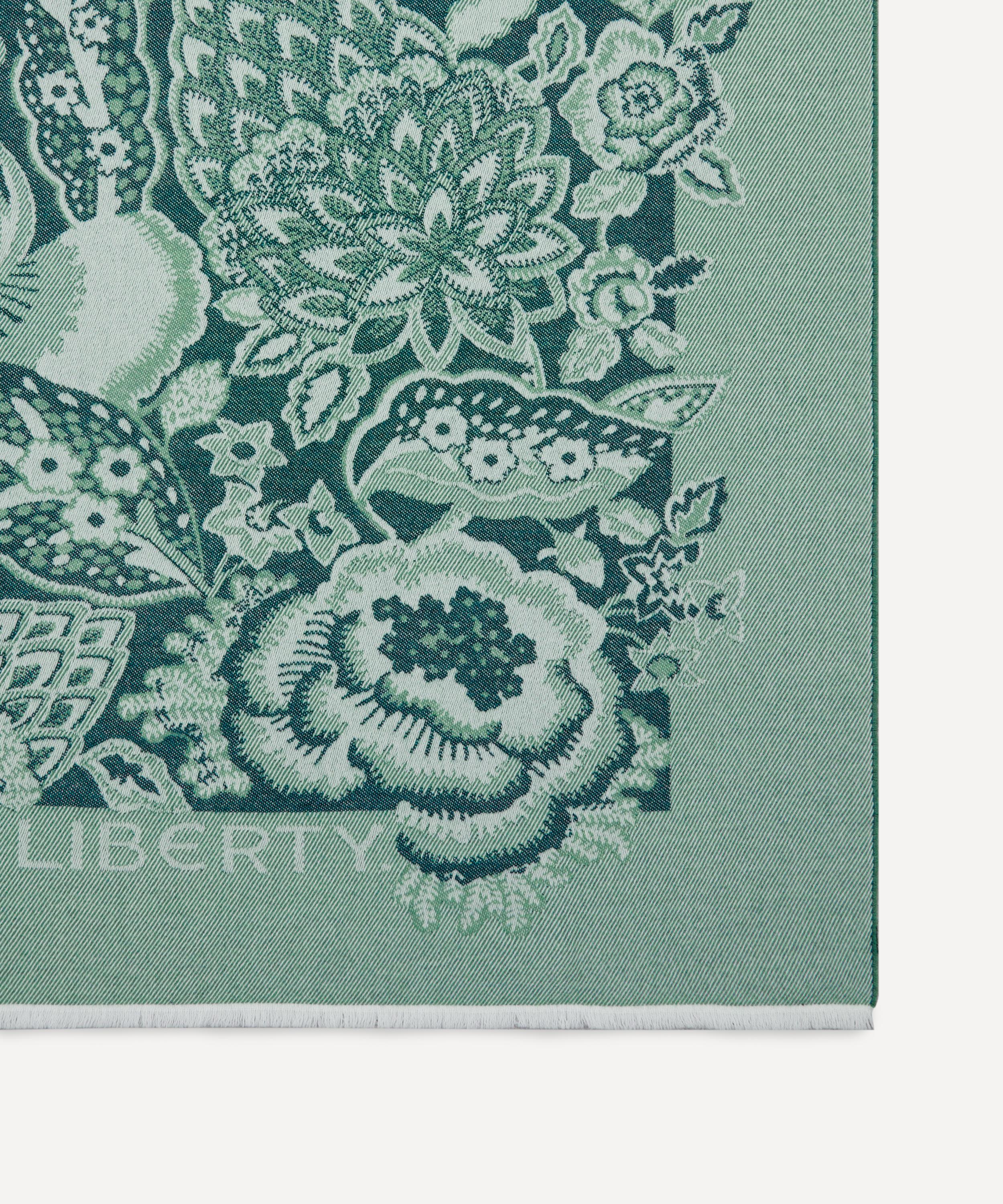 Liberty - Patricia Wool Throw image number 2