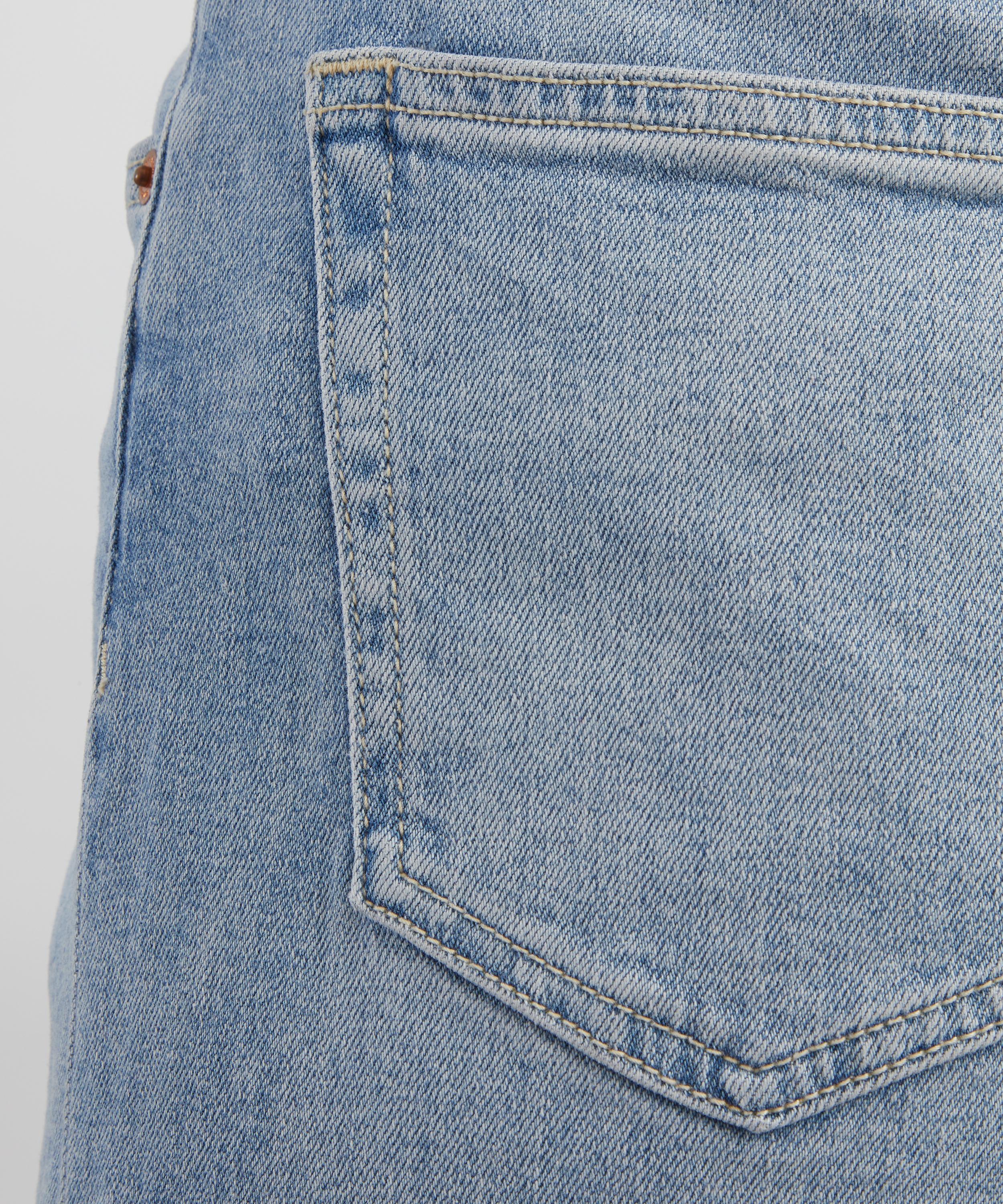 Reformation - Greta Super-Stretch Low-Rise Wide-Leg Jeans image number 4