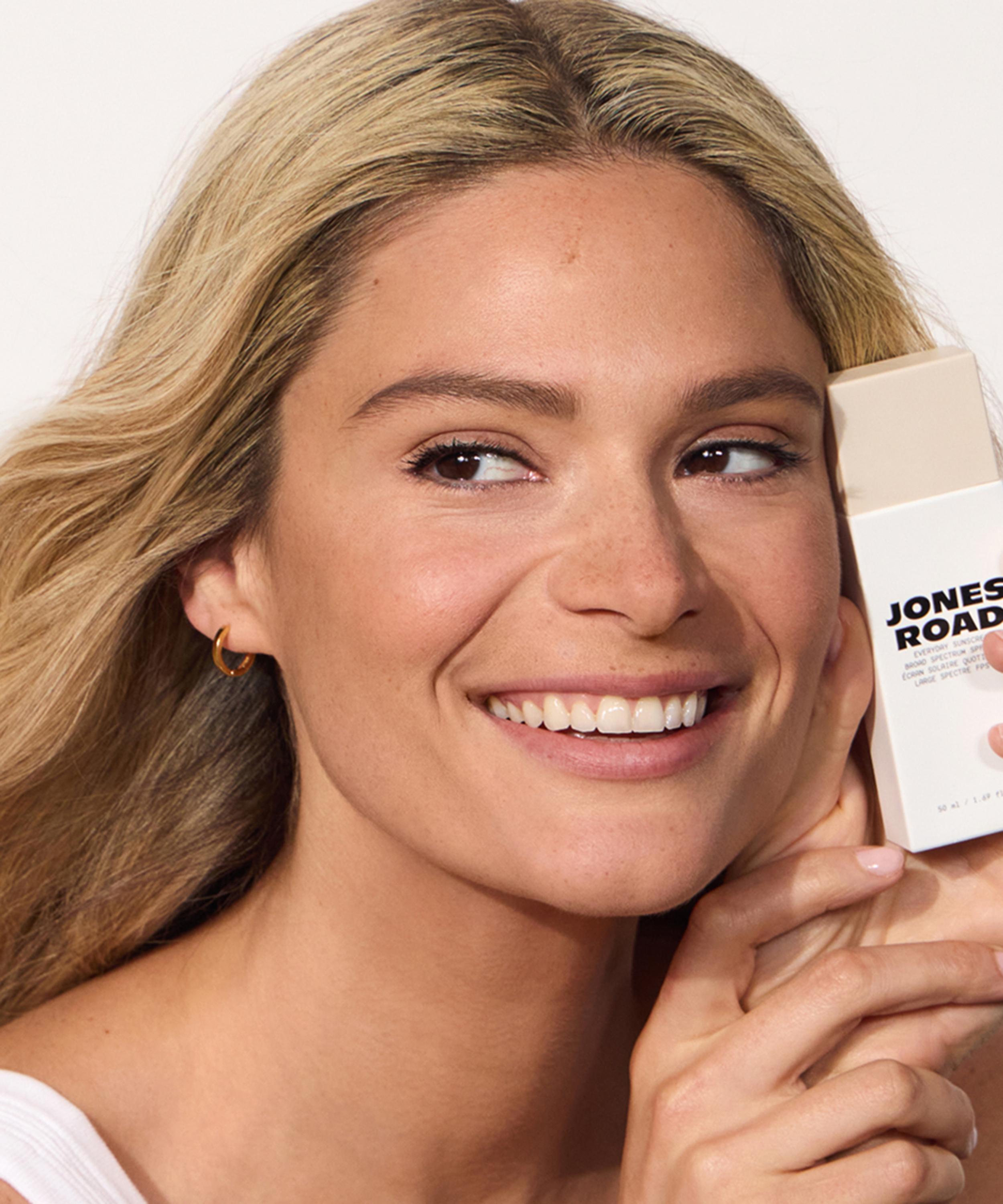 Jones Road - Everyday Sunscreen SPF30 50ml image number 4