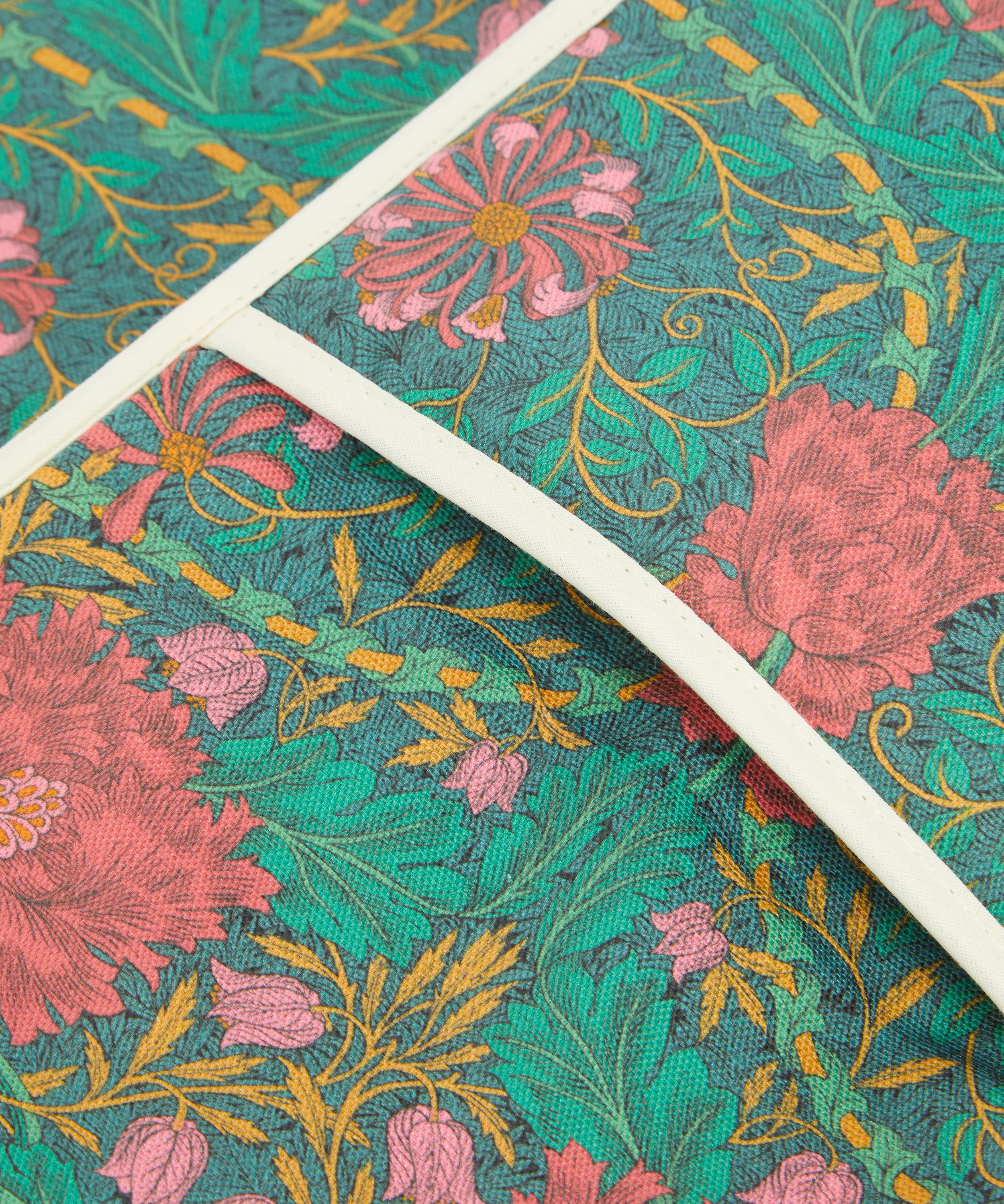 Liberty - March Sparkle Double Oven Mitt image number 4