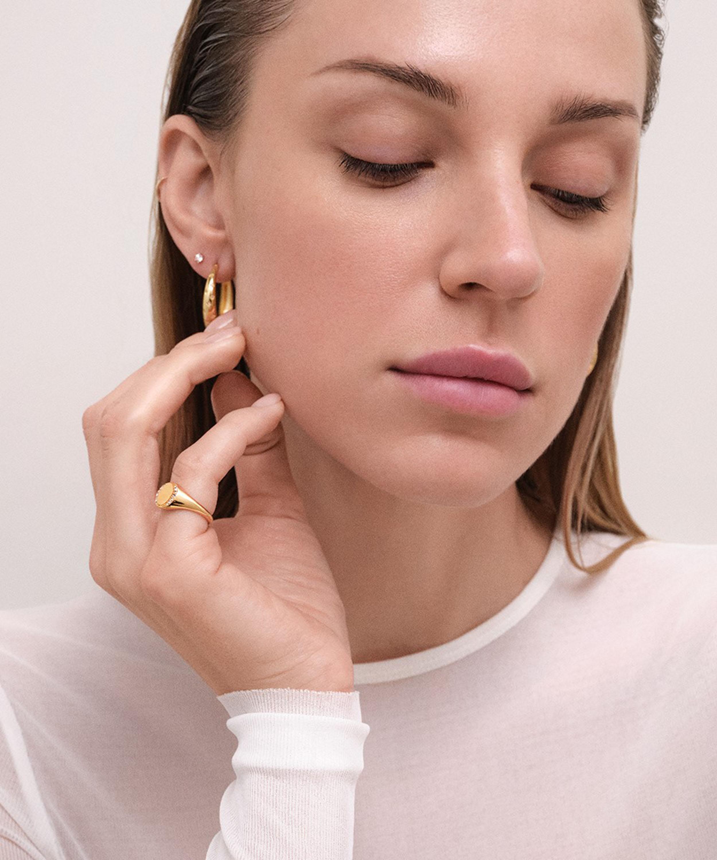 Astley Clarke - 18ct Gold-Plated Vermeil Silver Maxi Tiny Star Hoop Earrings image number 1