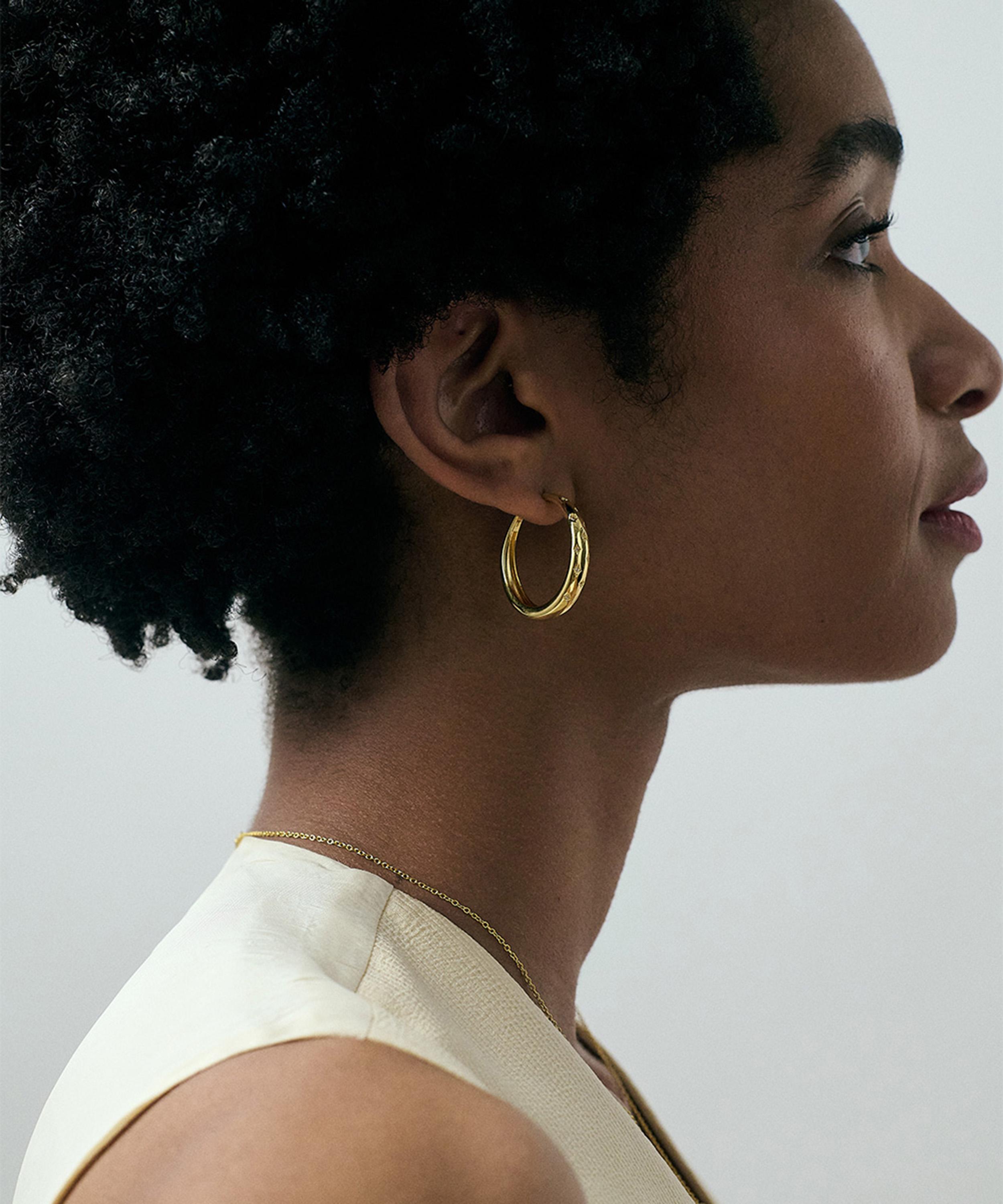 Astley Clarke - 18ct Gold-Plated Vermeil Silver Maxi Tiny Star Hoop Earrings image number 3