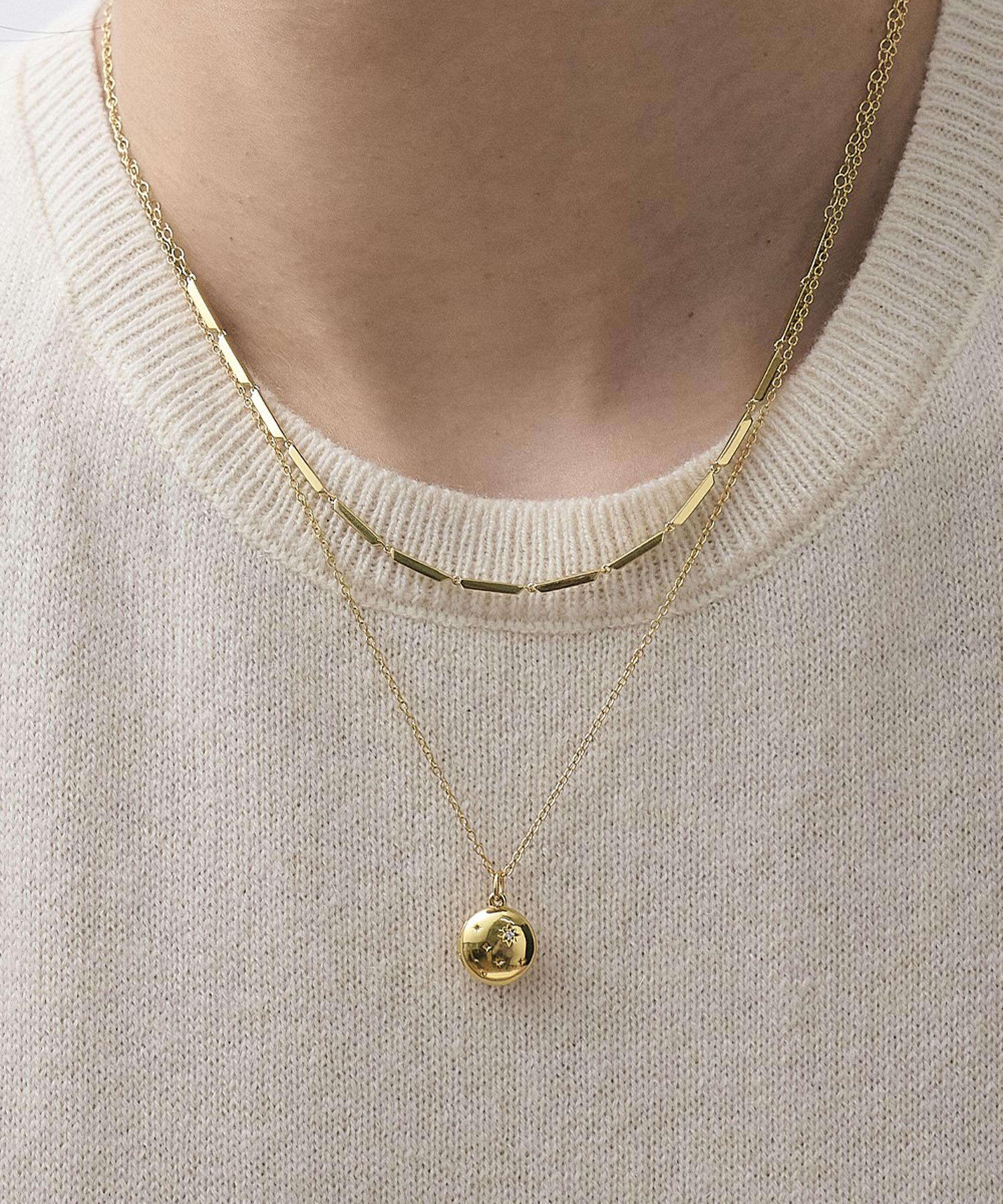 Astley Clarke - 18ct Gold-Plated Vermeil Silver Tiny Star Mini Biography Locket Necklace image number 1