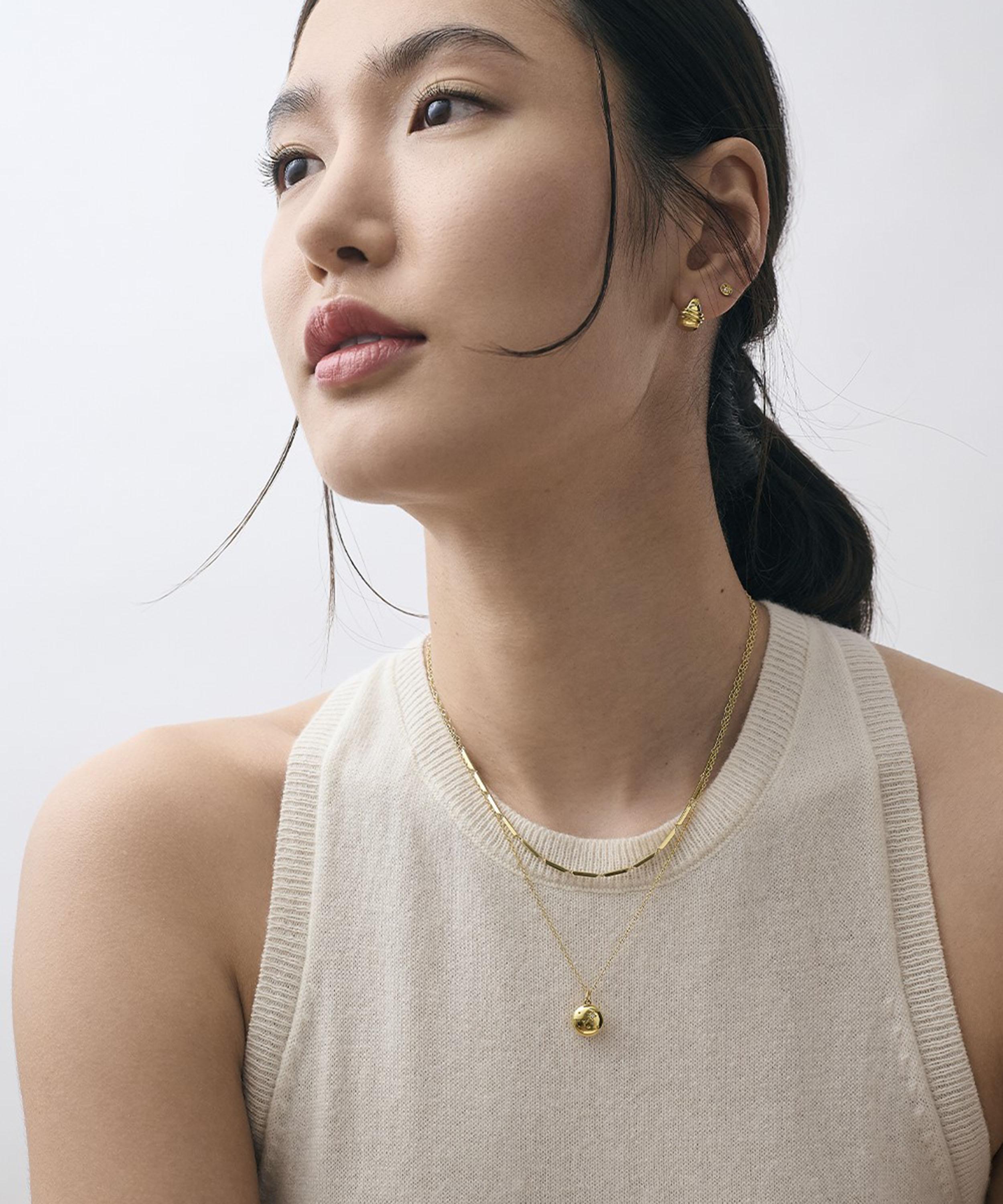 Astley Clarke - 18ct Gold-Plated Vermeil Silver Tiny Star Mini Biography Locket Necklace image number 3