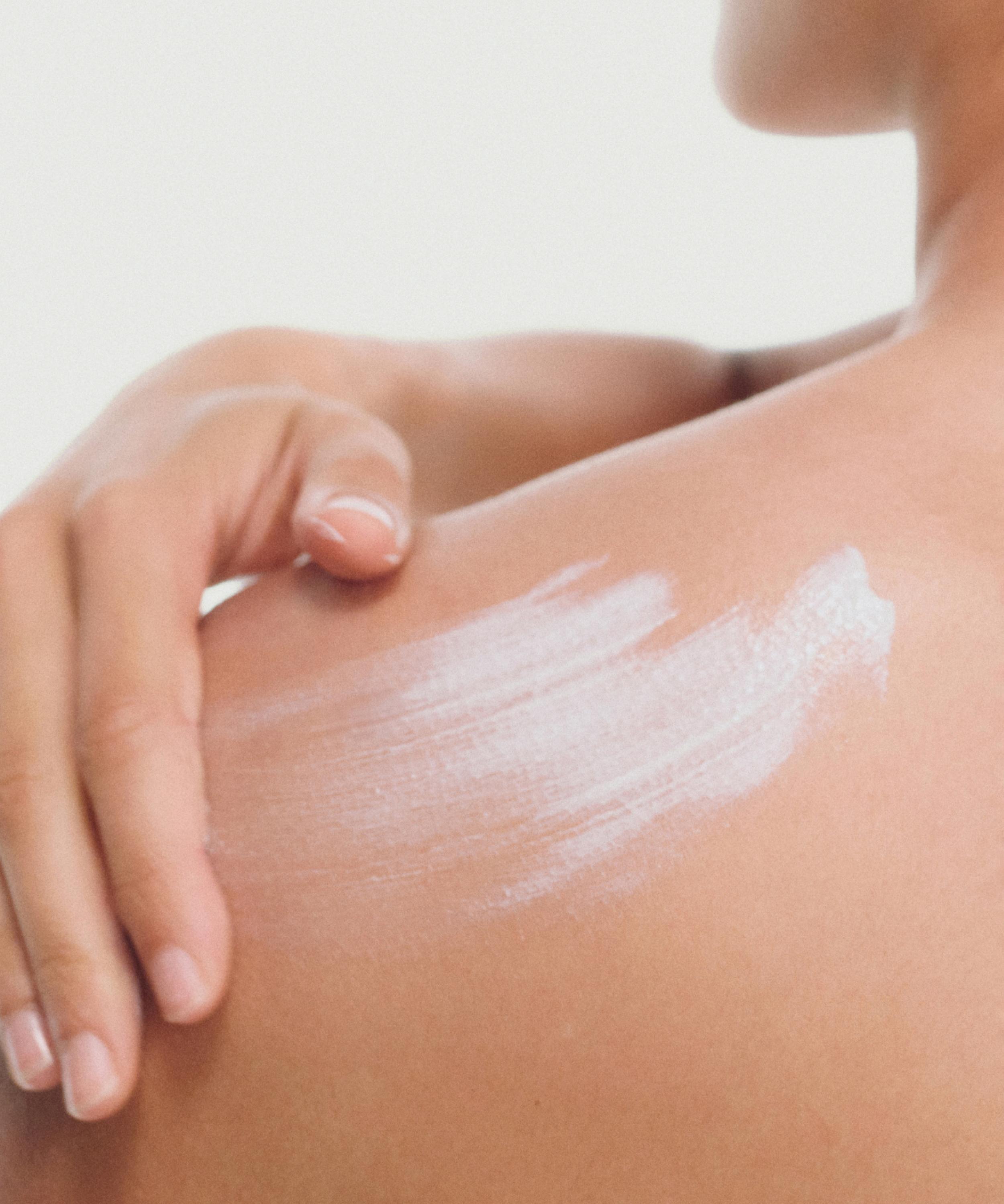 Emma Lewisham - Sunceutical SPF 50 Mineral Face Crème Refill 50ml image number 2