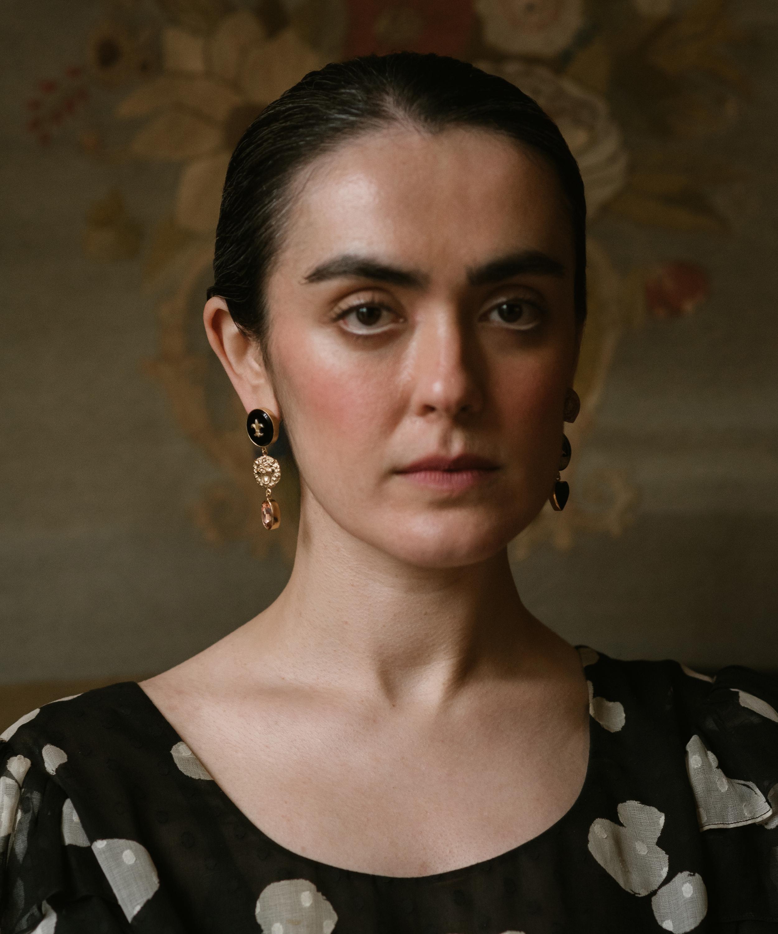 Grainne Morton - 18ct Gold-Plated Flamingo and Lion Drop Earrings image number 1