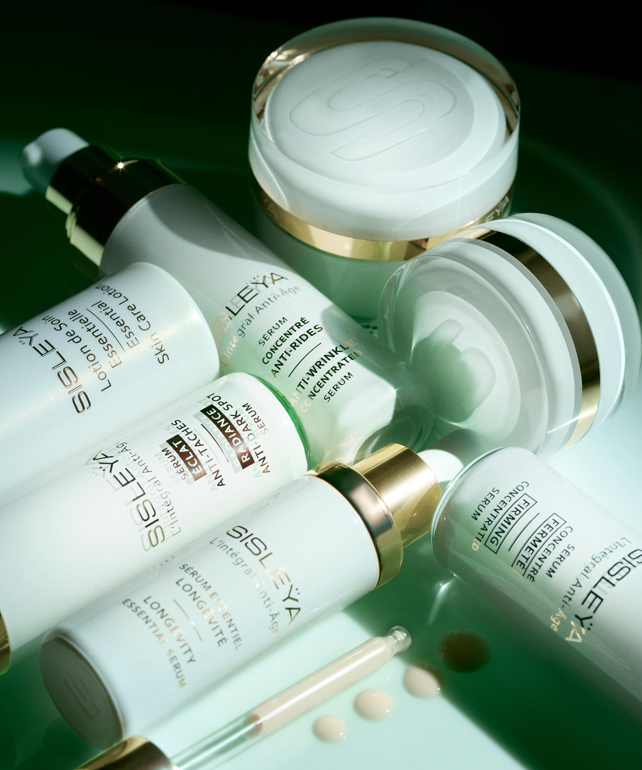 Sisleya L'Intégral Anti-Âge 美容液 30ml Sisleÿa L'Intégral Anti-Âge Anti-Wrinkle Concentrated Serum