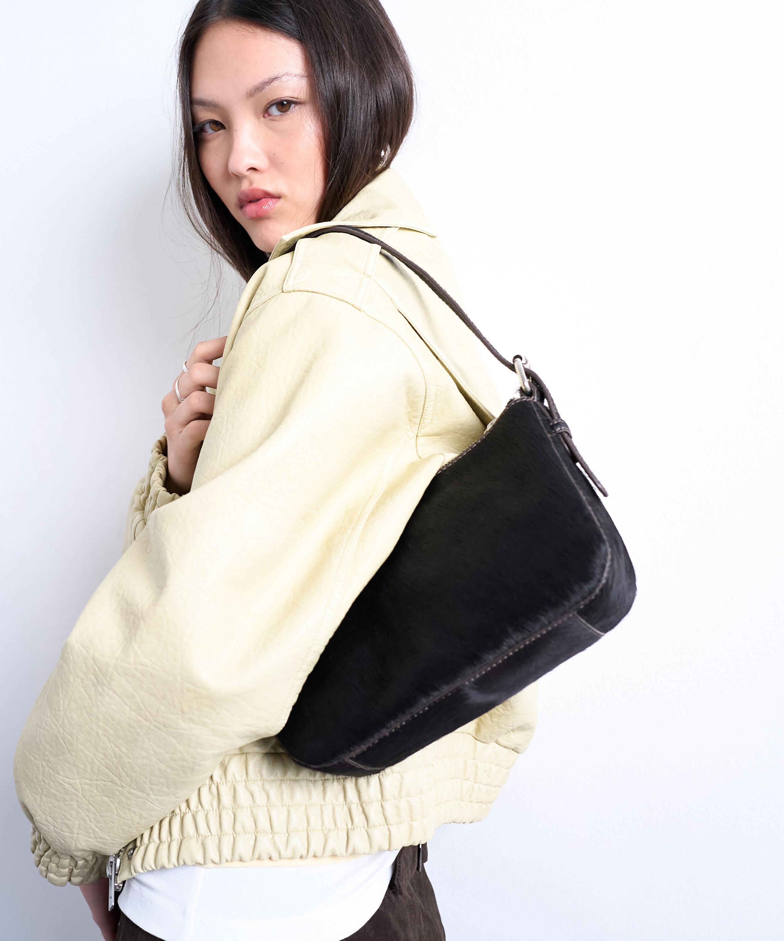 TOPSHOP - Stina Chocolate Pony Leather Shoulder Bag image number 2