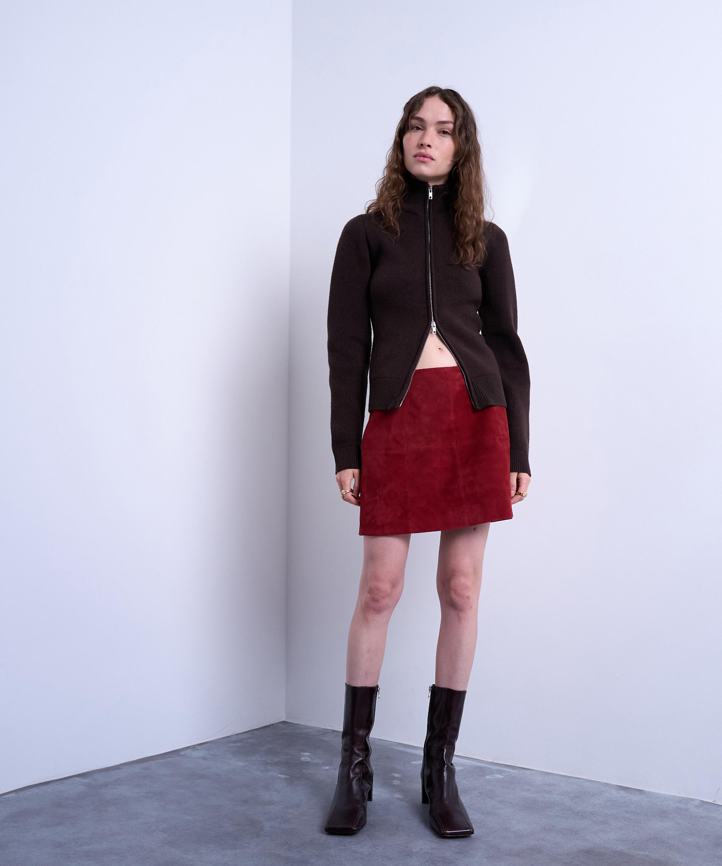 TOPSHOP - Burgundy Co-Ord Suede Mini Pelmet Skirt image number 2