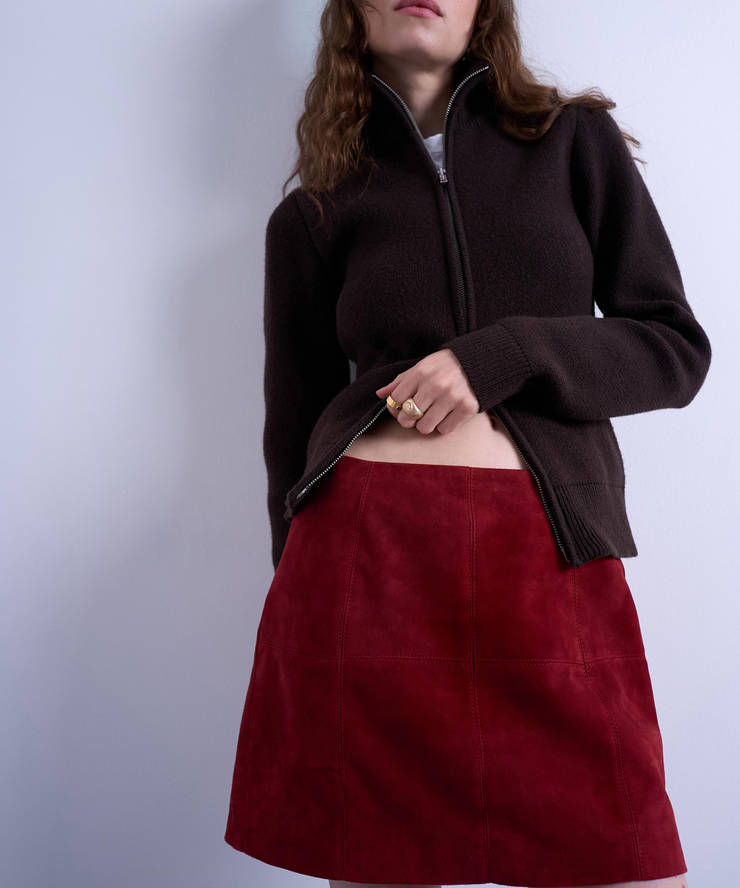 TOPSHOP - Burgundy Co-Ord Suede Mini Pelmet Skirt image number 3