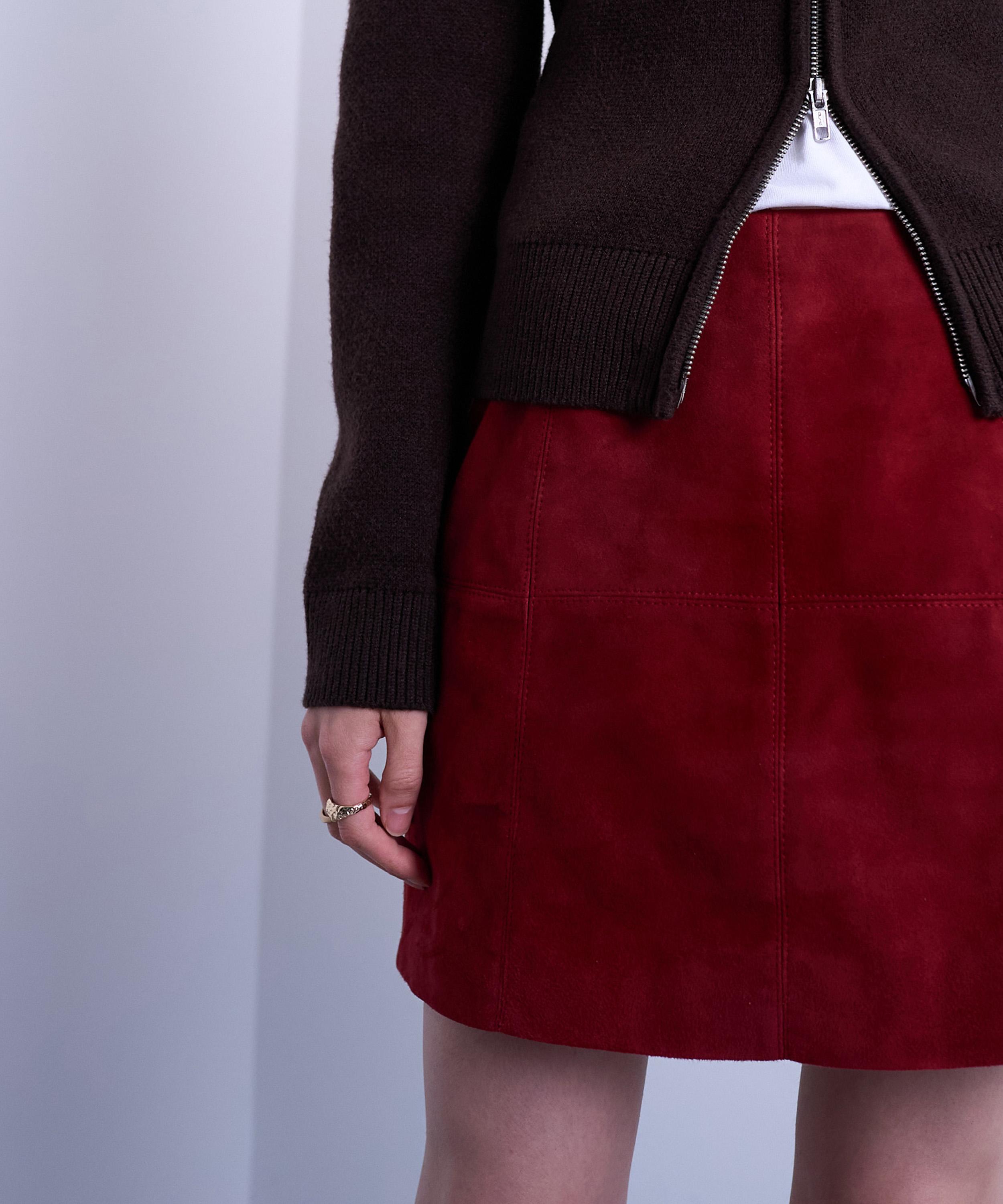 TOPSHOP - Burgundy Co-Ord Suede Mini Pelmet Skirt image number 4
