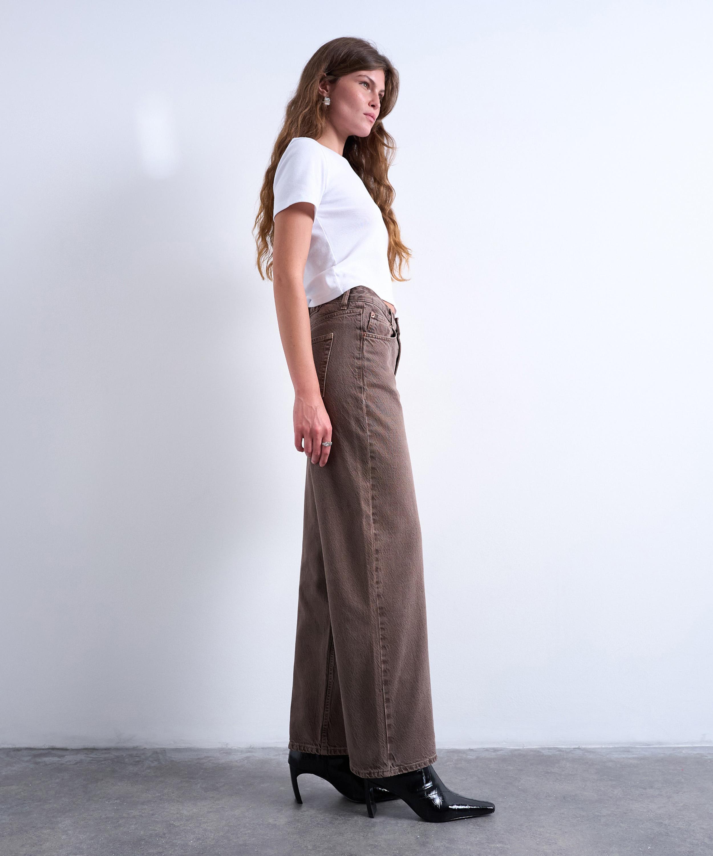 TOPSHOP - Otter Cinch Low-Rise Jeans image number 1