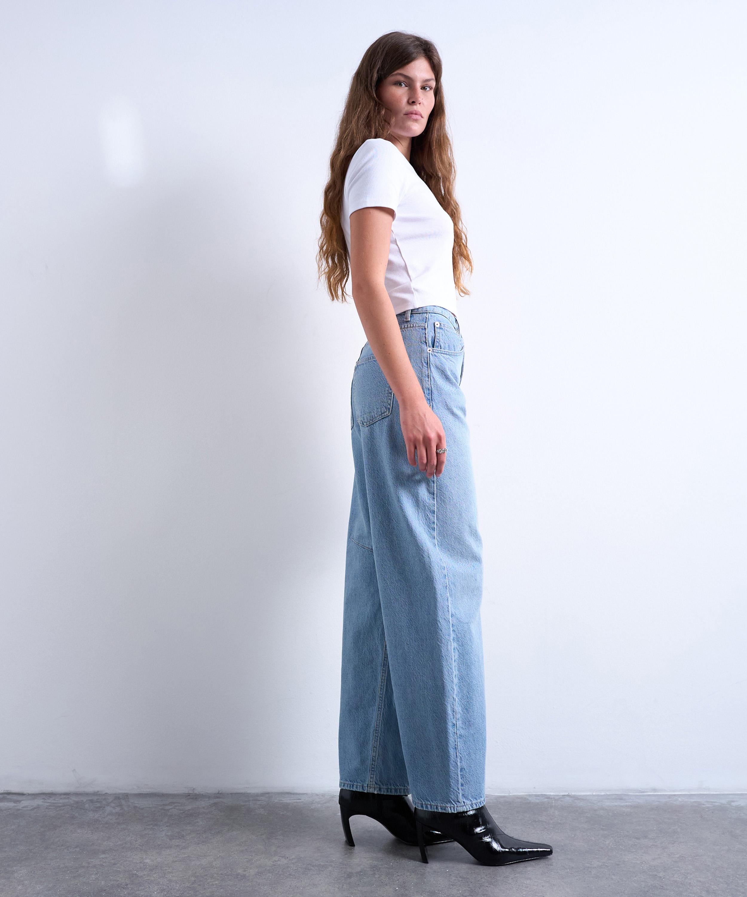 TOPSHOP - Bleach Barrel Mid Rise Jeans  image number 1