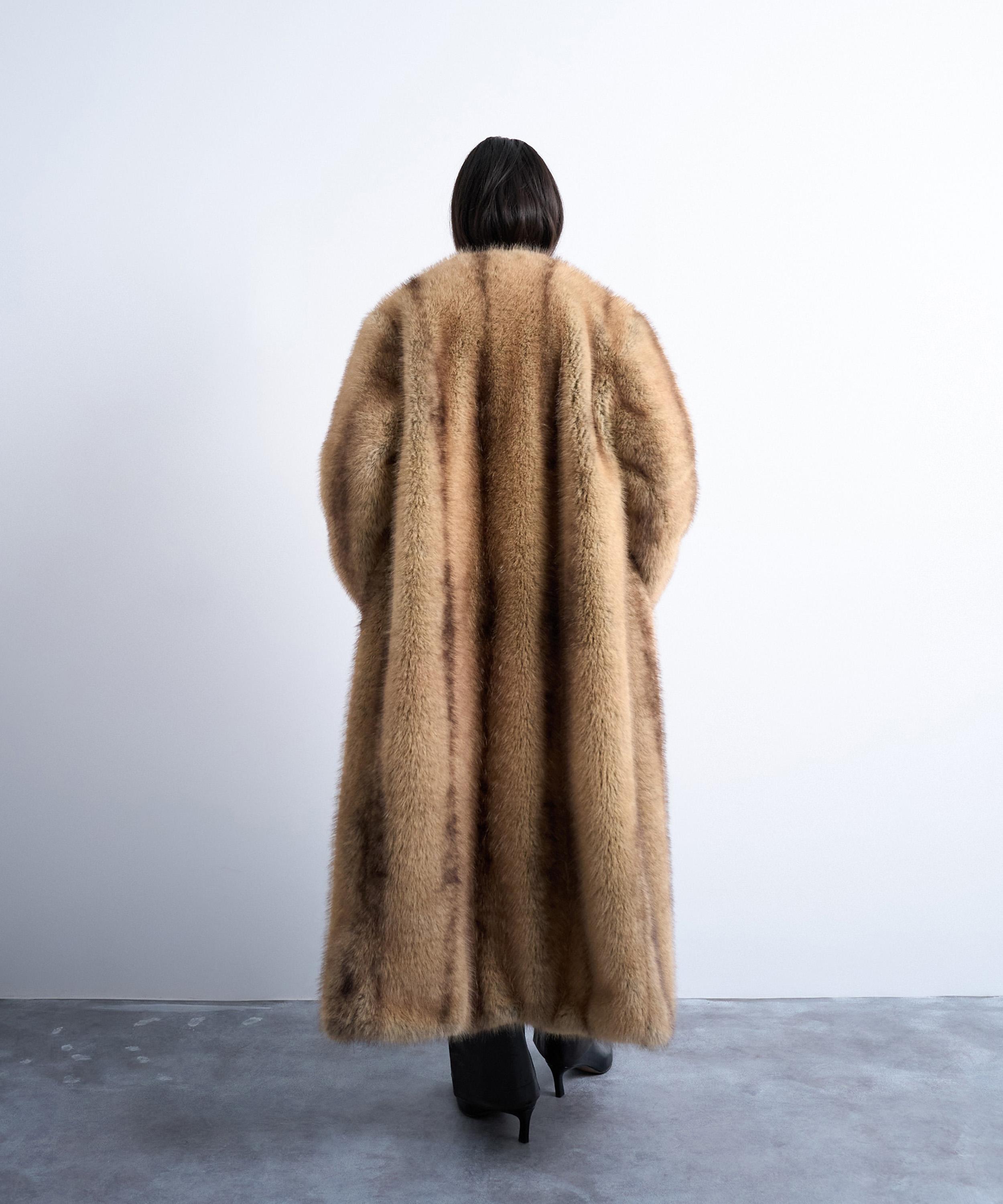 TOPSHOP - White Stripe Faux Fur Collarless Mid-Length Coat image number 1